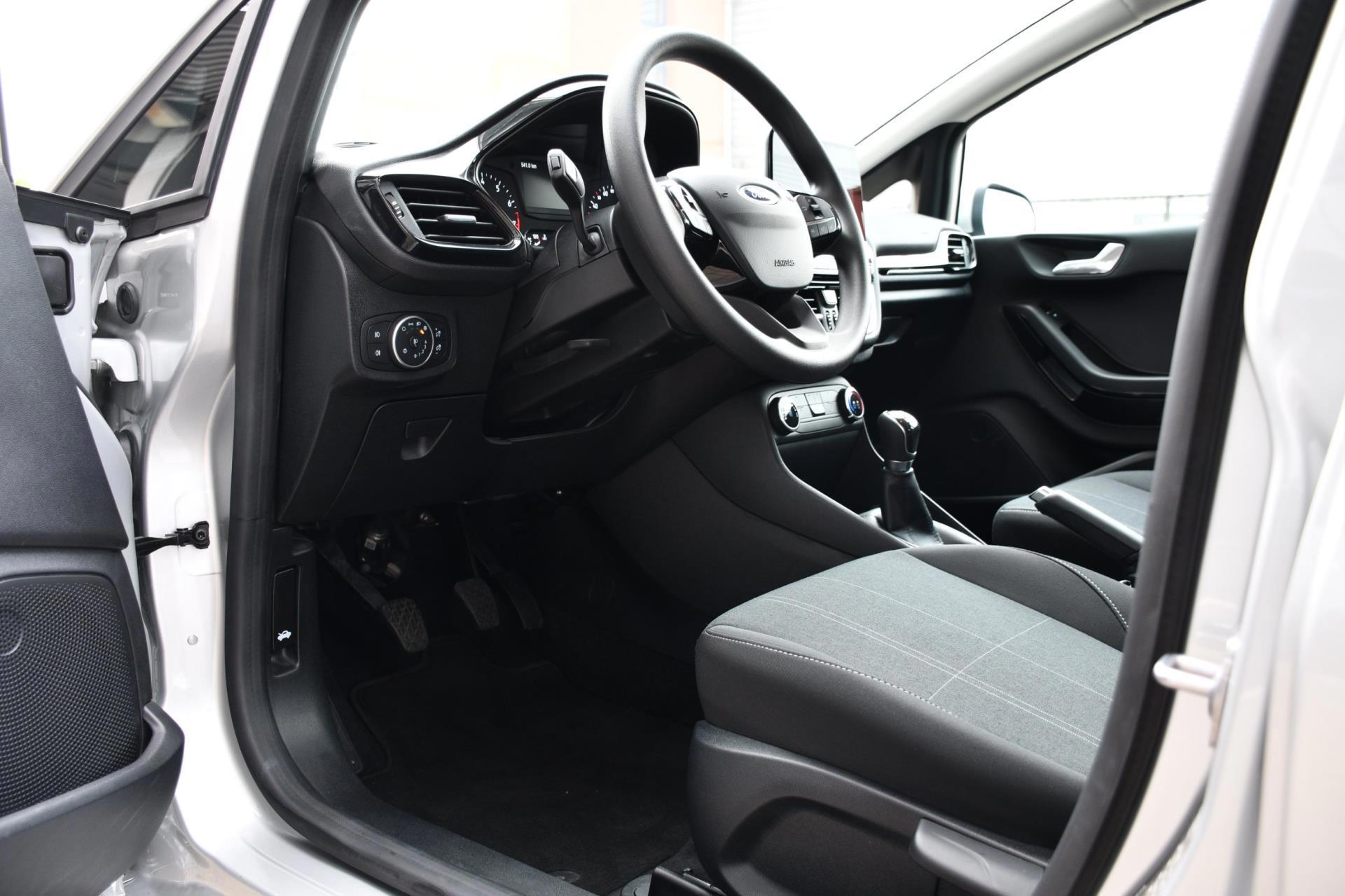 Ford Fiesta 1.1 Trend 2020 (2020), foto 11