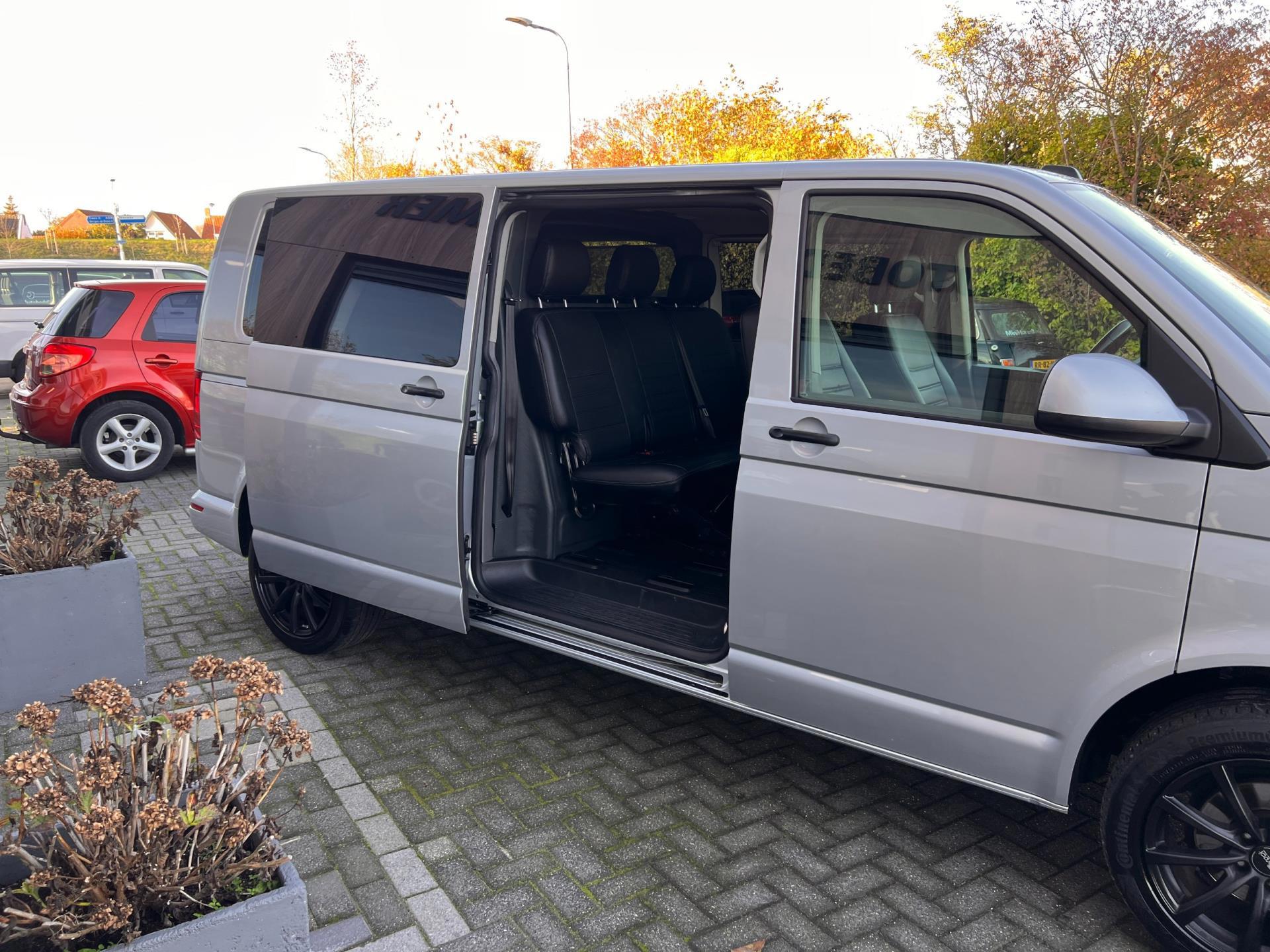 Volkswagen Transporter 2.0 TDI L2H1 30 DC (2020), foto 9