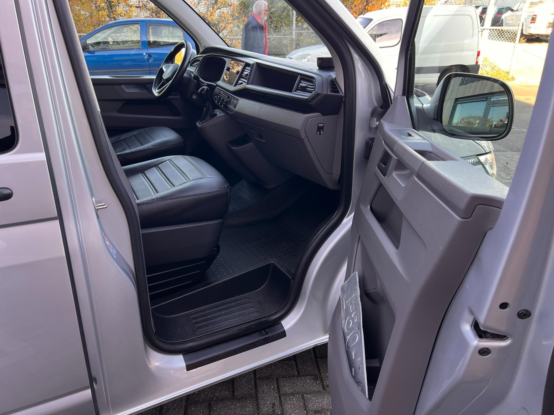 Volkswagen Transporter 2.0 TDI L2H1 30 DC (2020), foto 10