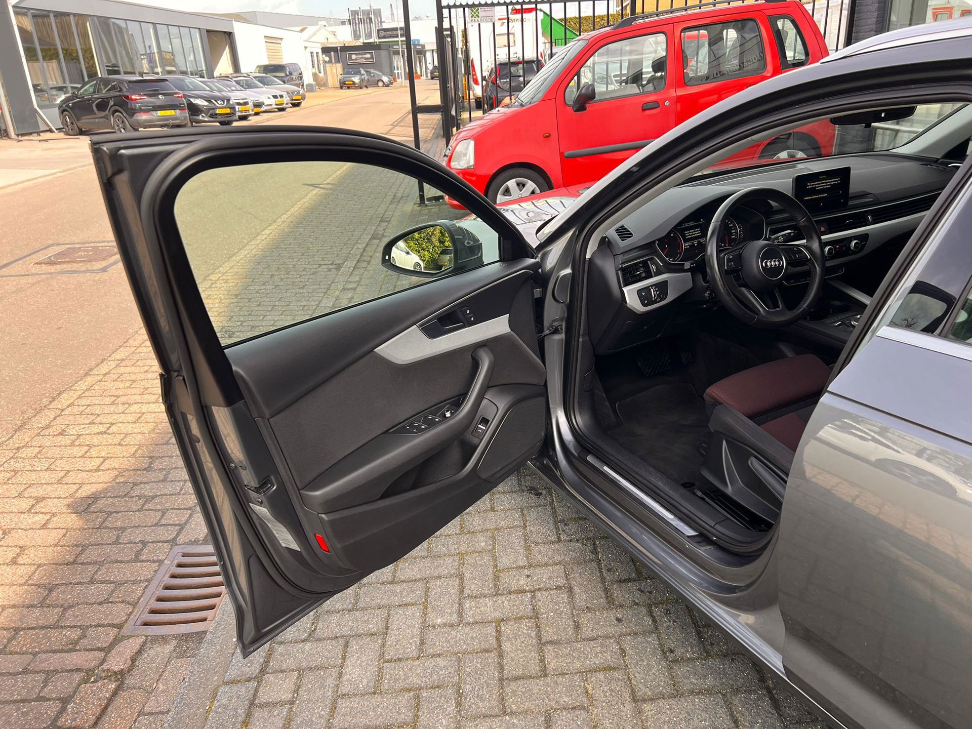 Audi A4 Avant 2.0 TFSI ultra Sport (2017), foto 3