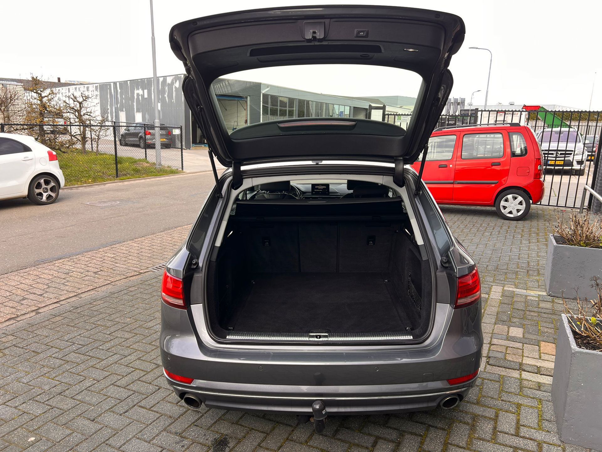 Audi A4 Avant 2.0 TFSI ultra Sport (2017), foto 7