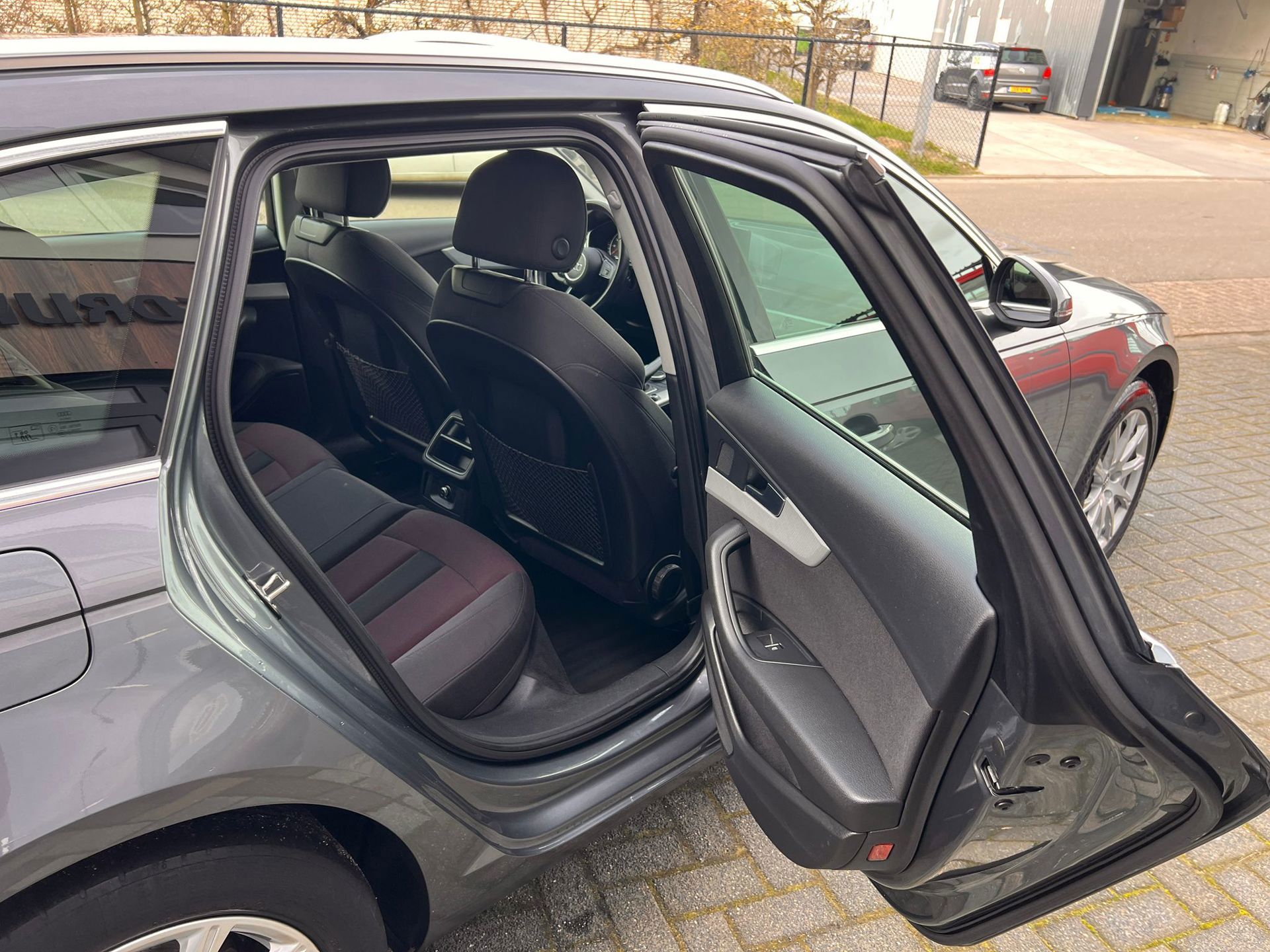 Audi A4 Avant 2.0 TFSI ultra Sport (2017), foto 9