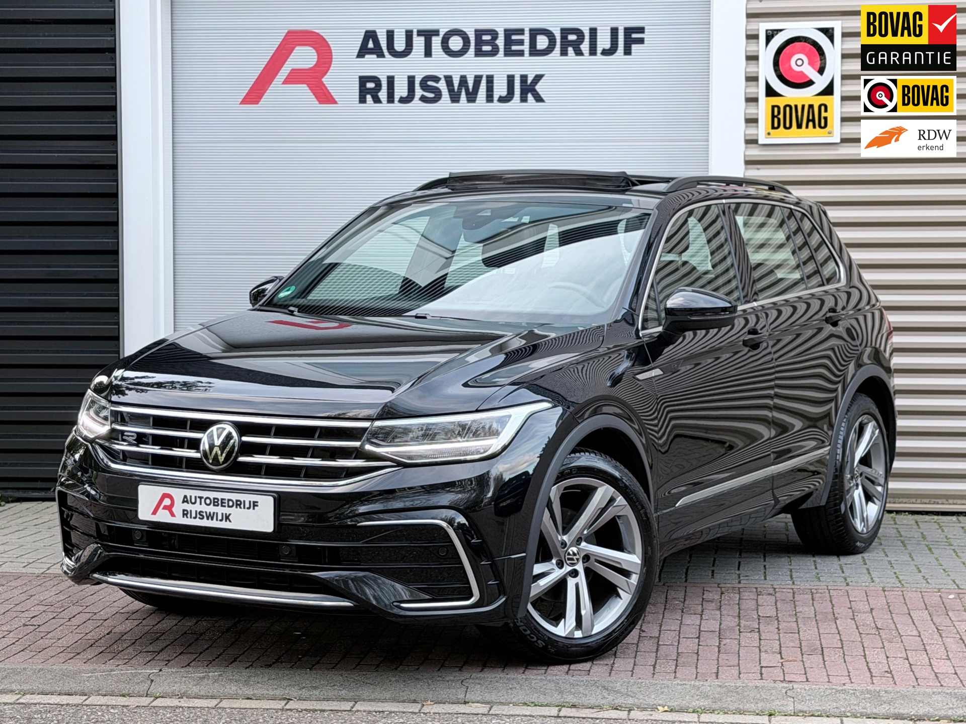 Volkswagen Tiguan 1.5 TSI R-Line (2023), foto 1
