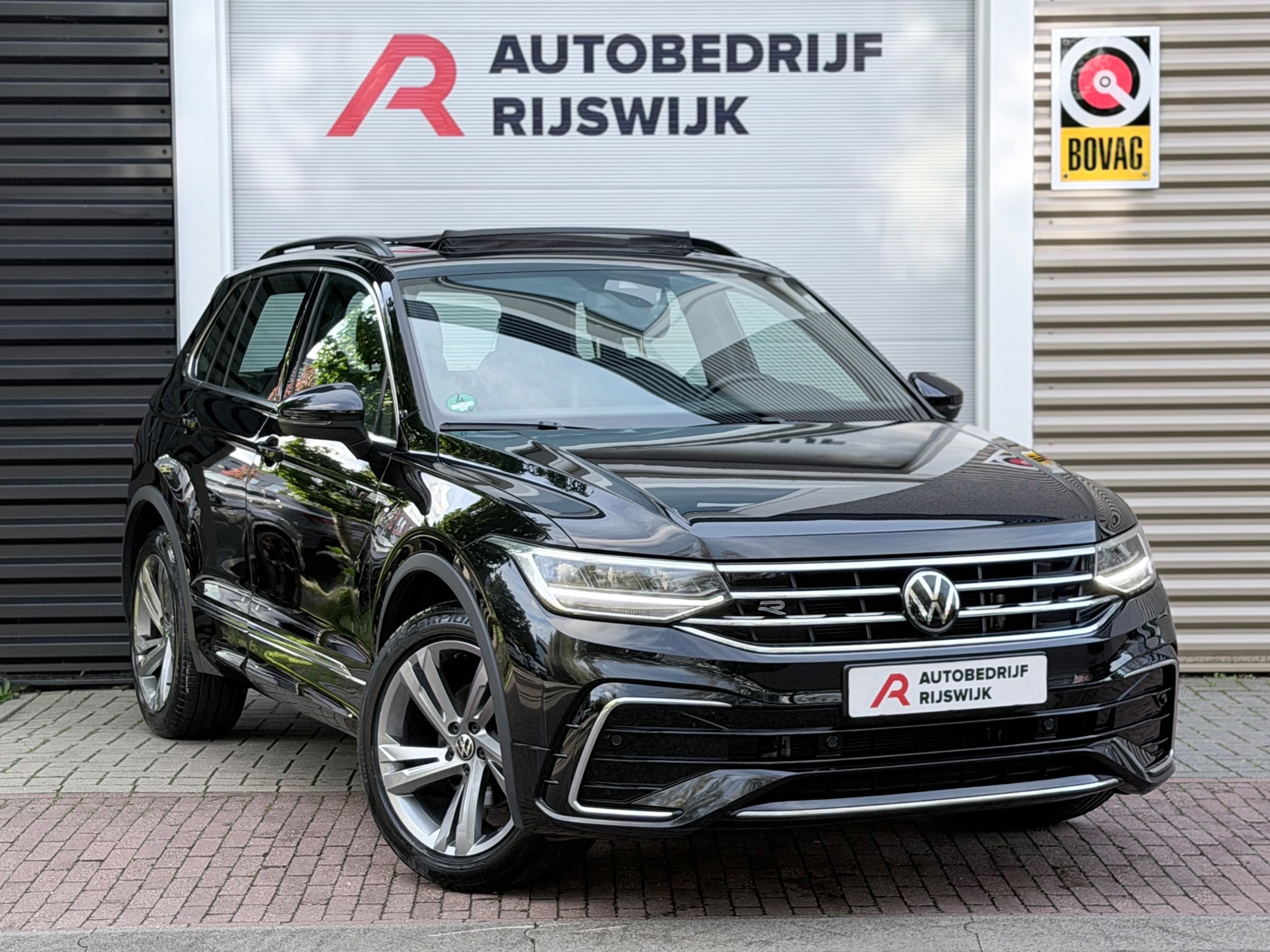 Volkswagen Tiguan 1.5 TSI R-Line (2023), foto 6