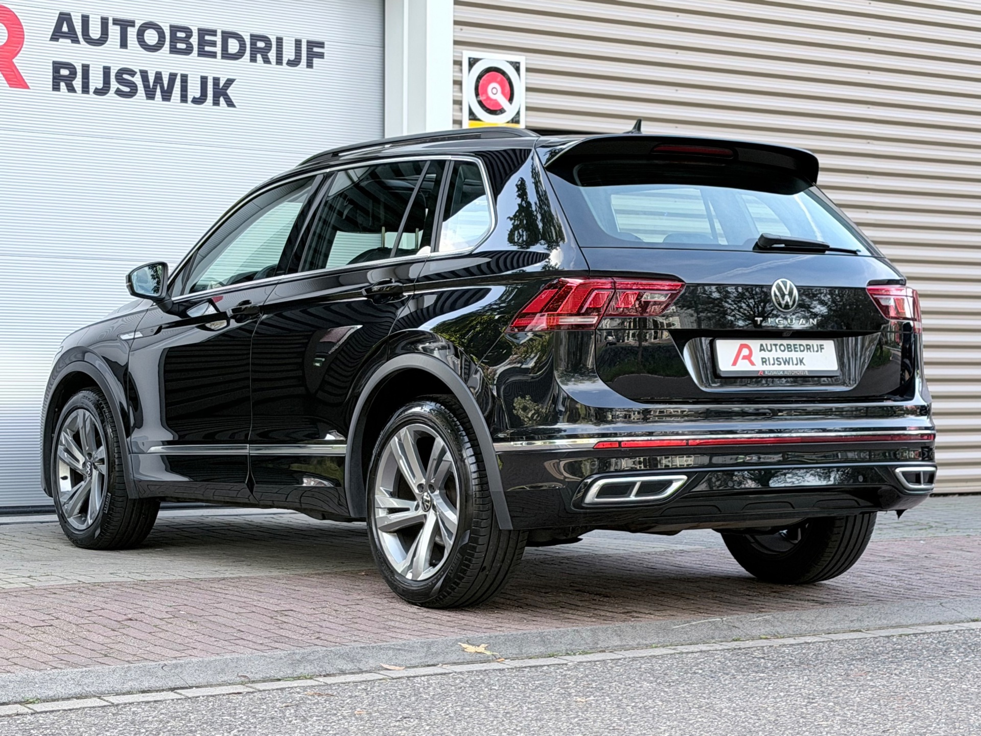 Volkswagen Tiguan 1.5 TSI R-Line (2023), foto 7