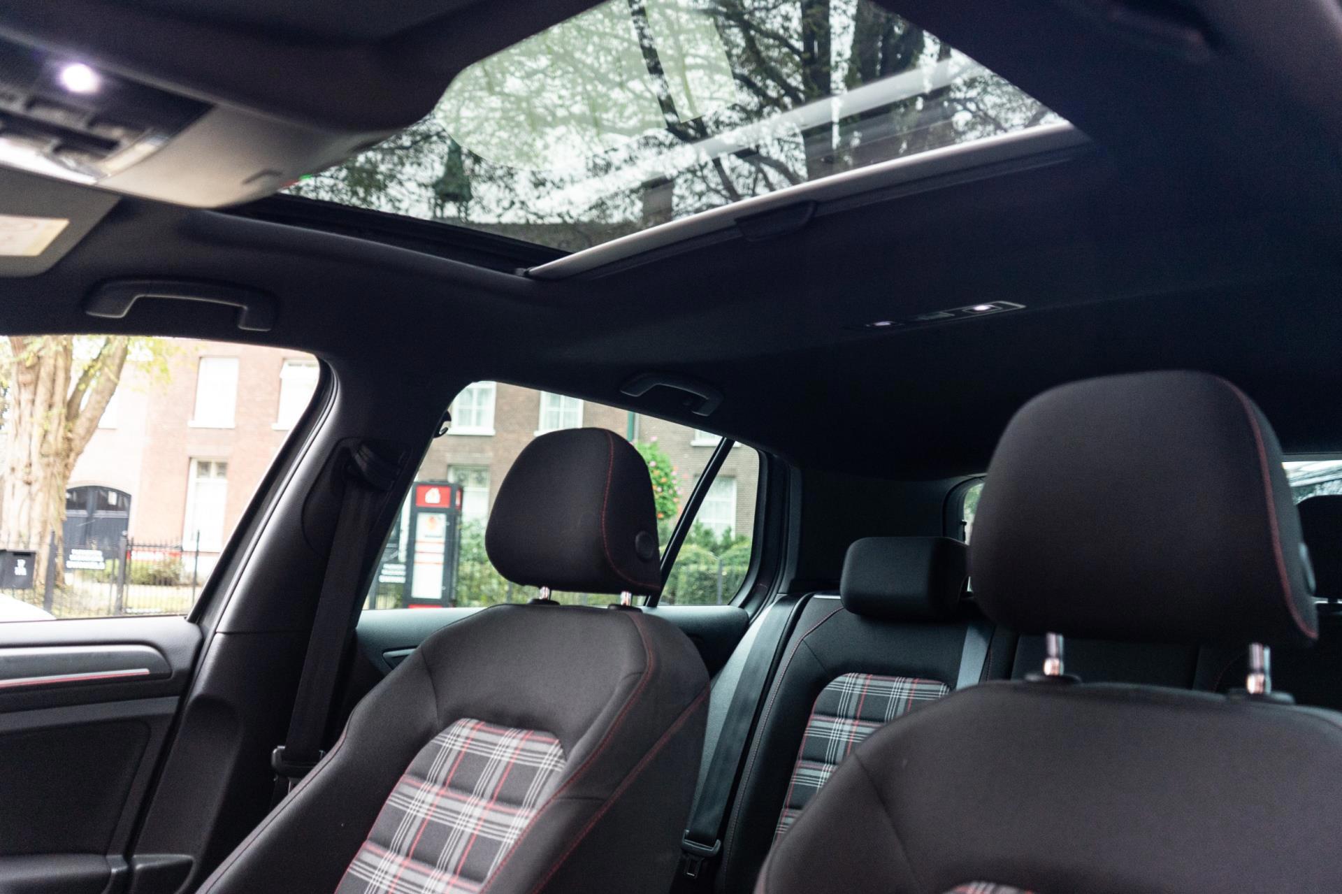 Volkswagen Golf 2.0 TSI GTI Performance (2018), foto 18