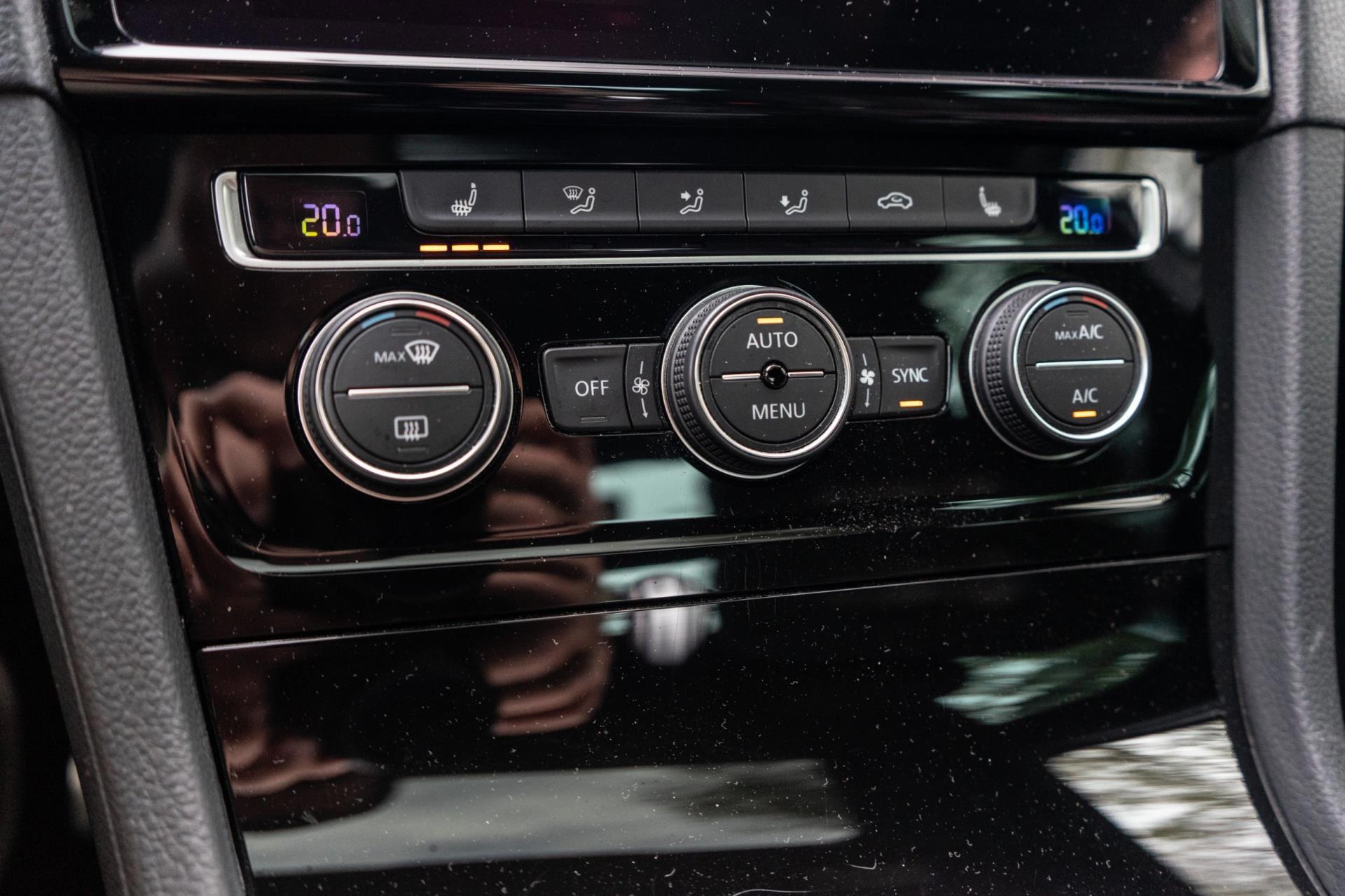 Volkswagen Golf 2.0 TSI GTI Performance (2018), foto 27