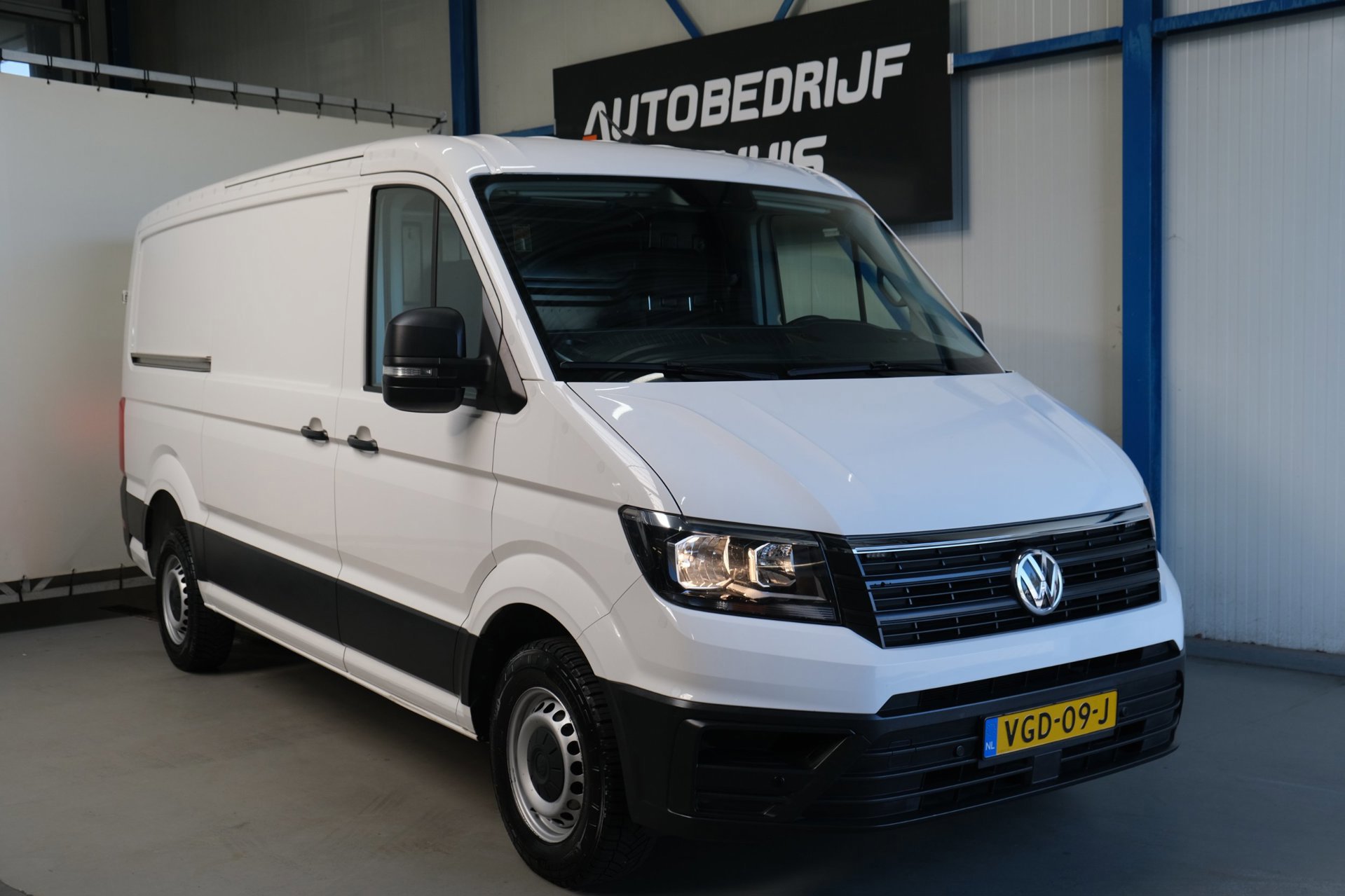 Volkswagen Crafter 35 2.0 TDI 140pk L3H1 Highline (2020), foto 1