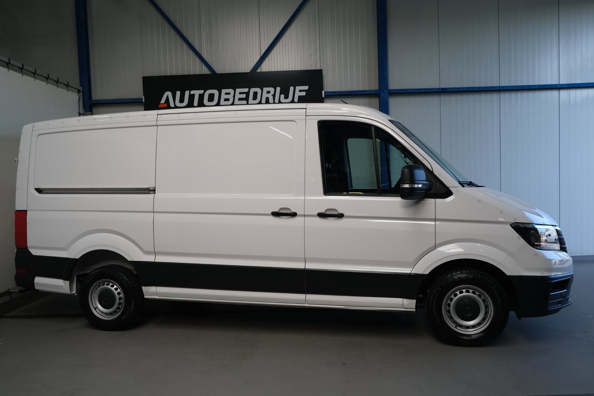 Volkswagen Crafter 35 2.0 TDI 140pk L3H1 Highline (2020), foto 2
