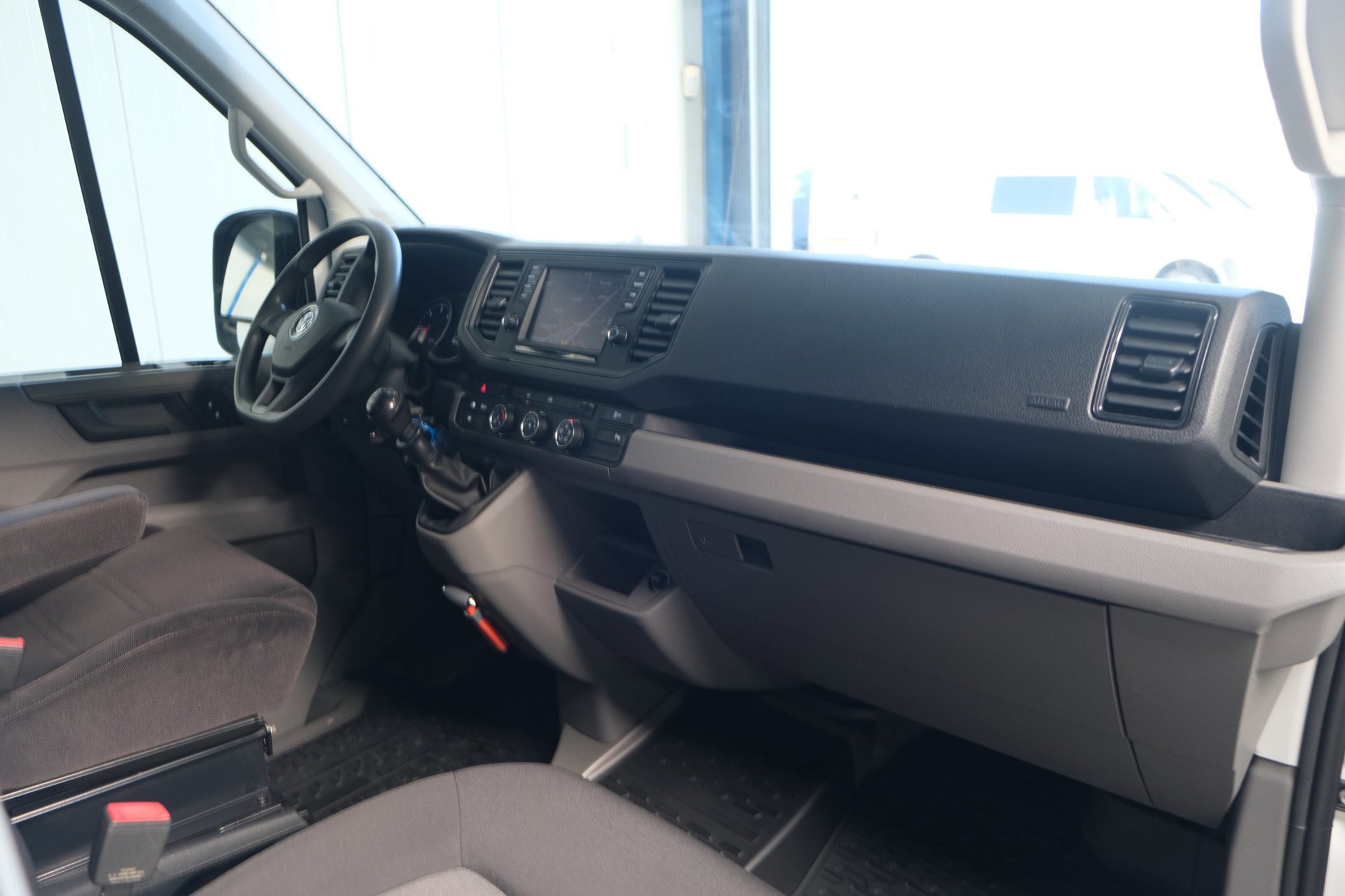 Volkswagen Crafter 35 2.0 TDI 140pk L3H1 Highline (2020), foto 7