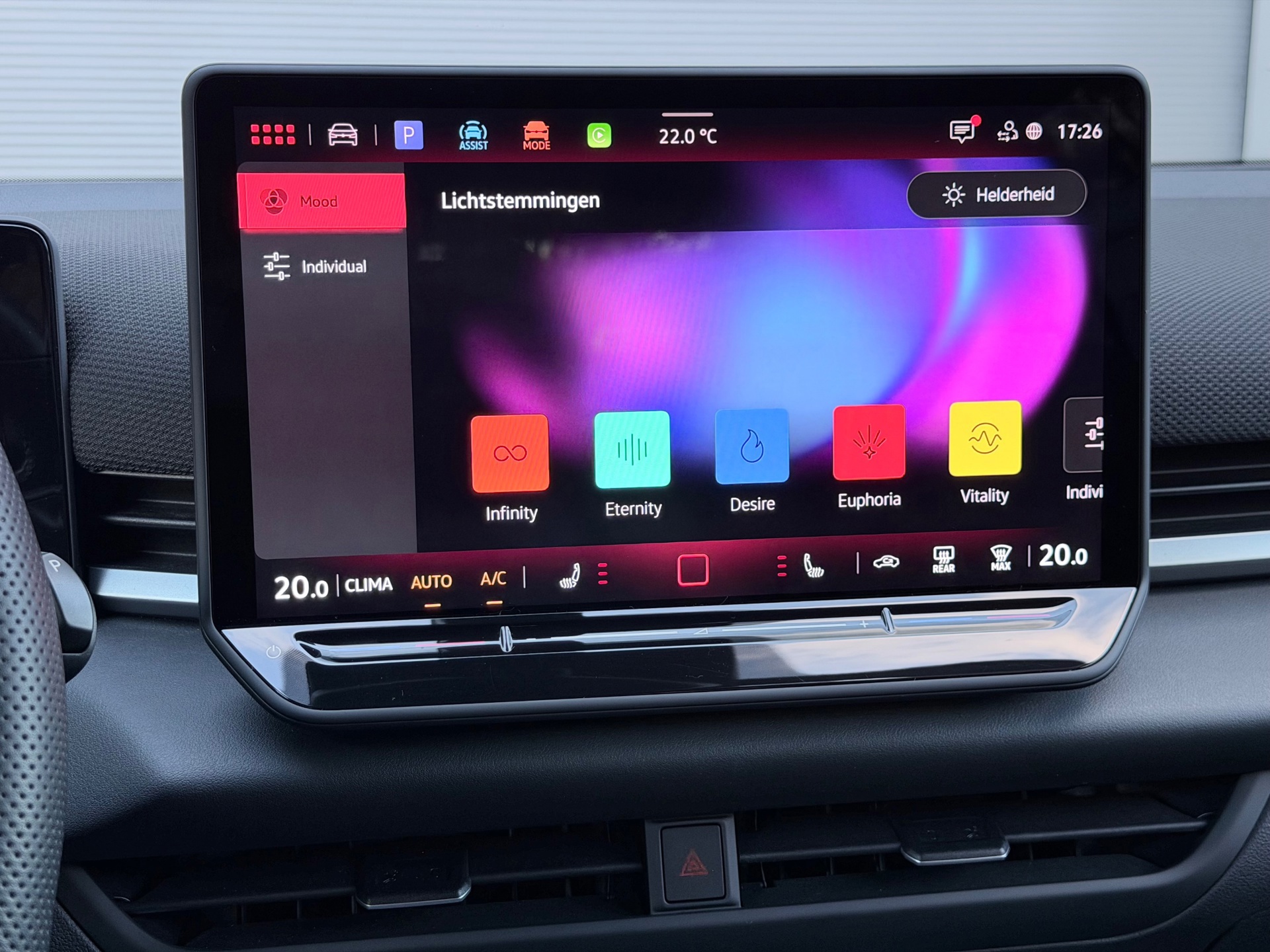 Volkswagen T-Roc 1.5 eTSI R-Line Matrix (2026), foto 22