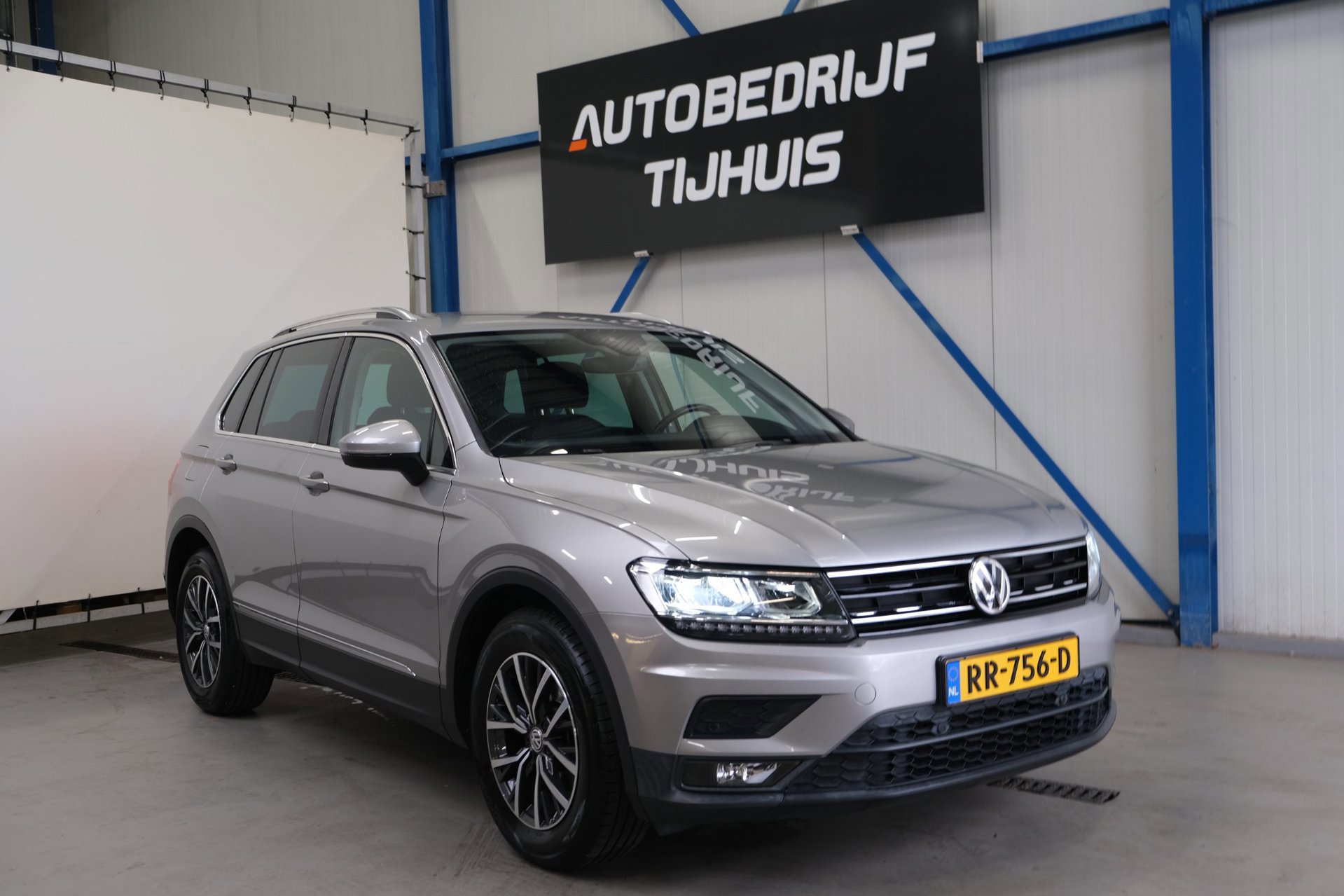 Volkswagen Tiguan 1.4 TSI ACT Comfortline Business (2018), foto 1
