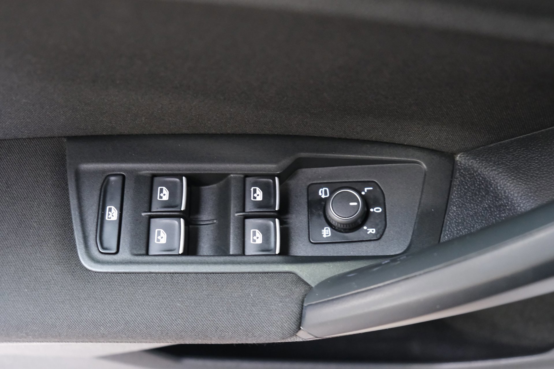 Volkswagen Tiguan 1.4 TSI ACT Comfortline Business (2018), foto 14