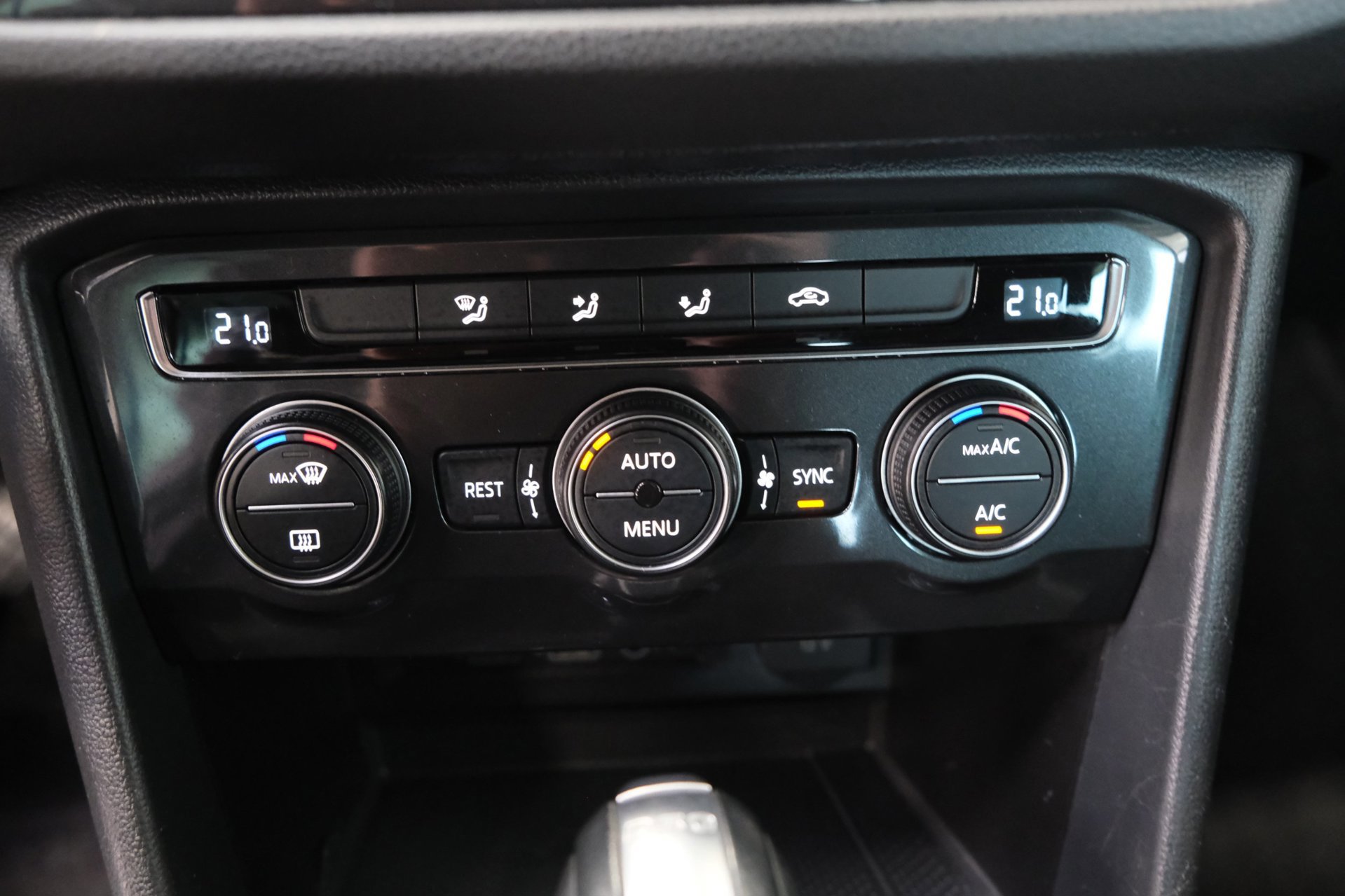 Volkswagen Tiguan 1.4 TSI ACT Comfortline Business (2018), foto 25