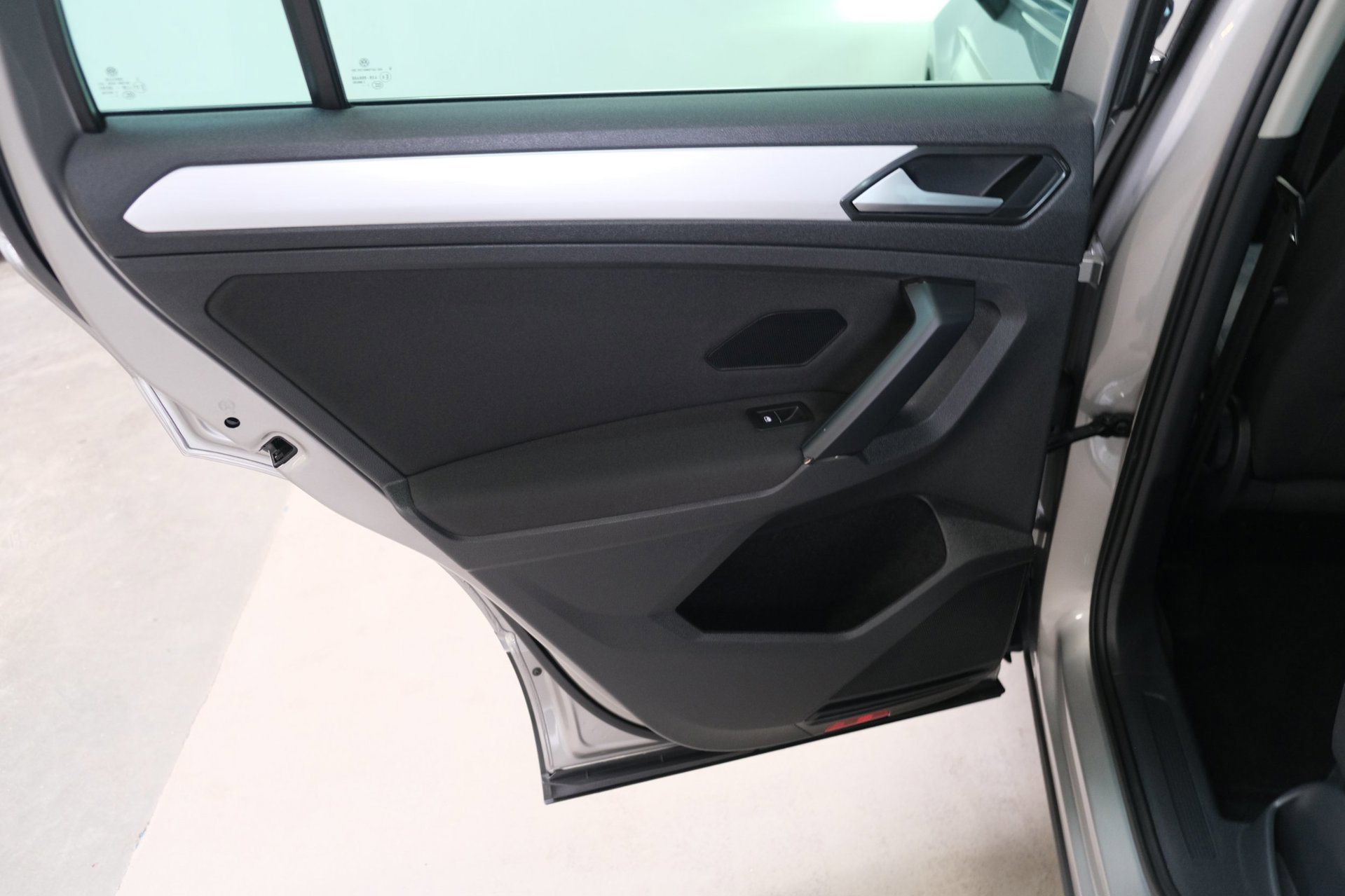 Volkswagen Tiguan 1.4 TSI ACT Comfortline Business (2018), foto 9