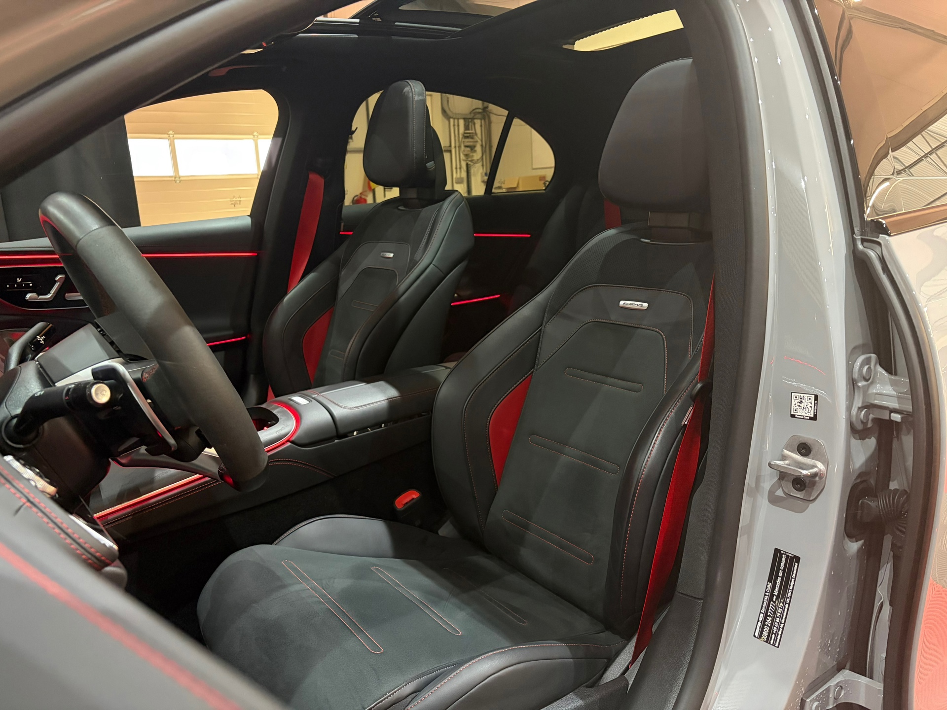 Mercedes-Benz E-klasse AMG 53 4MATIC (2025), foto 21