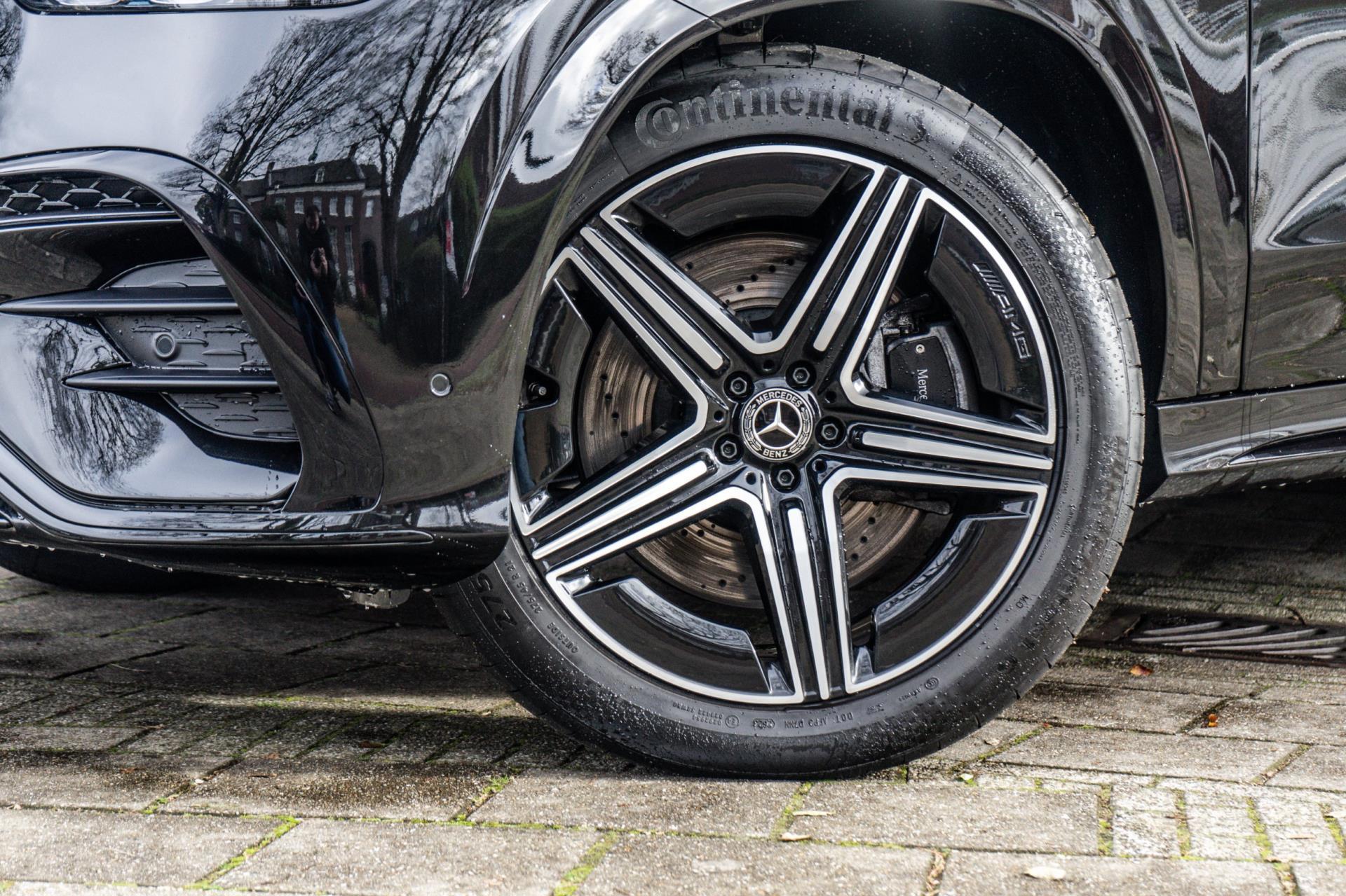 Mercedes-Benz GLE 400 e 4MATIC Burmester (2024), foto 2