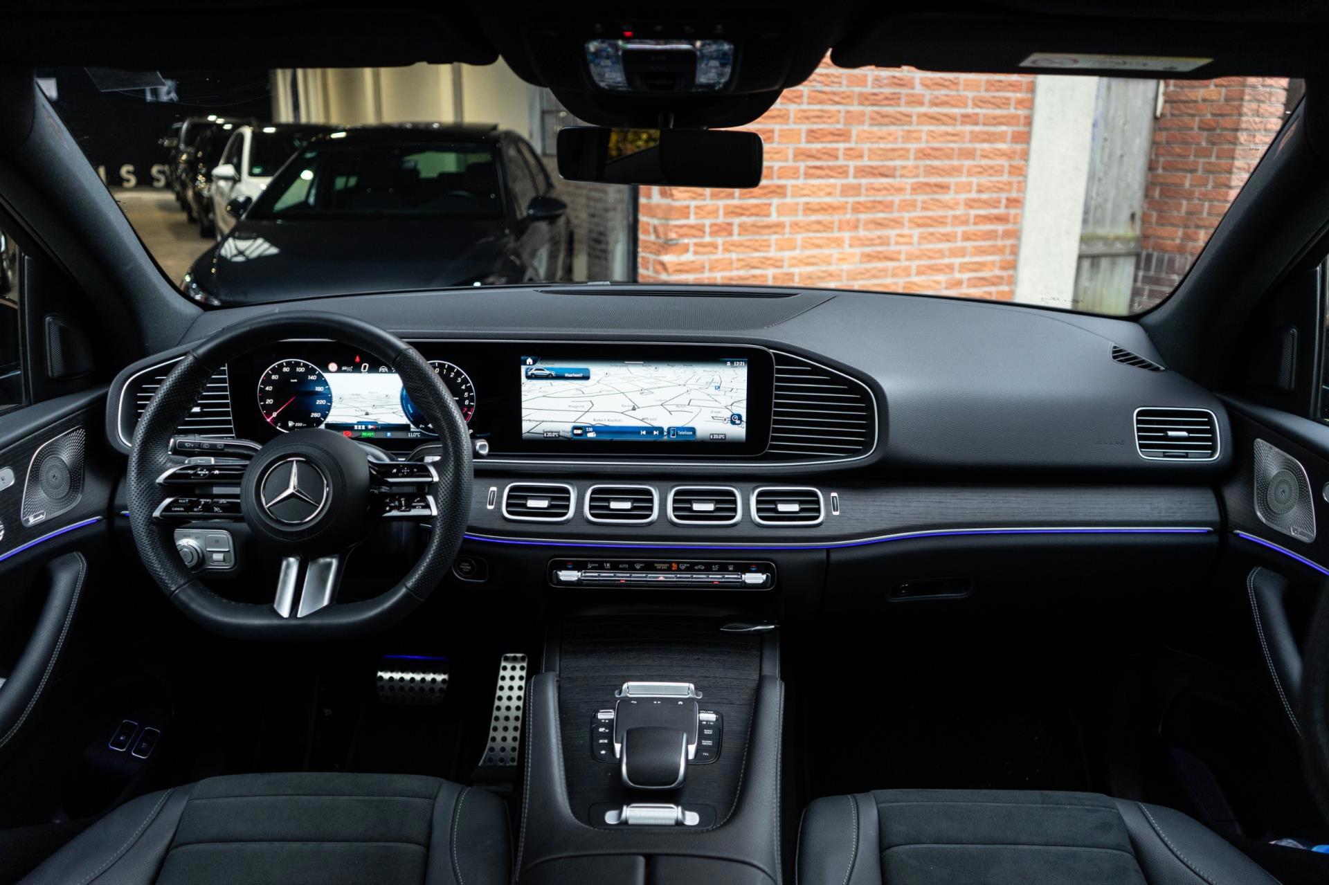 Mercedes-Benz GLE 400 e 4MATIC Burmester (2024), foto 11