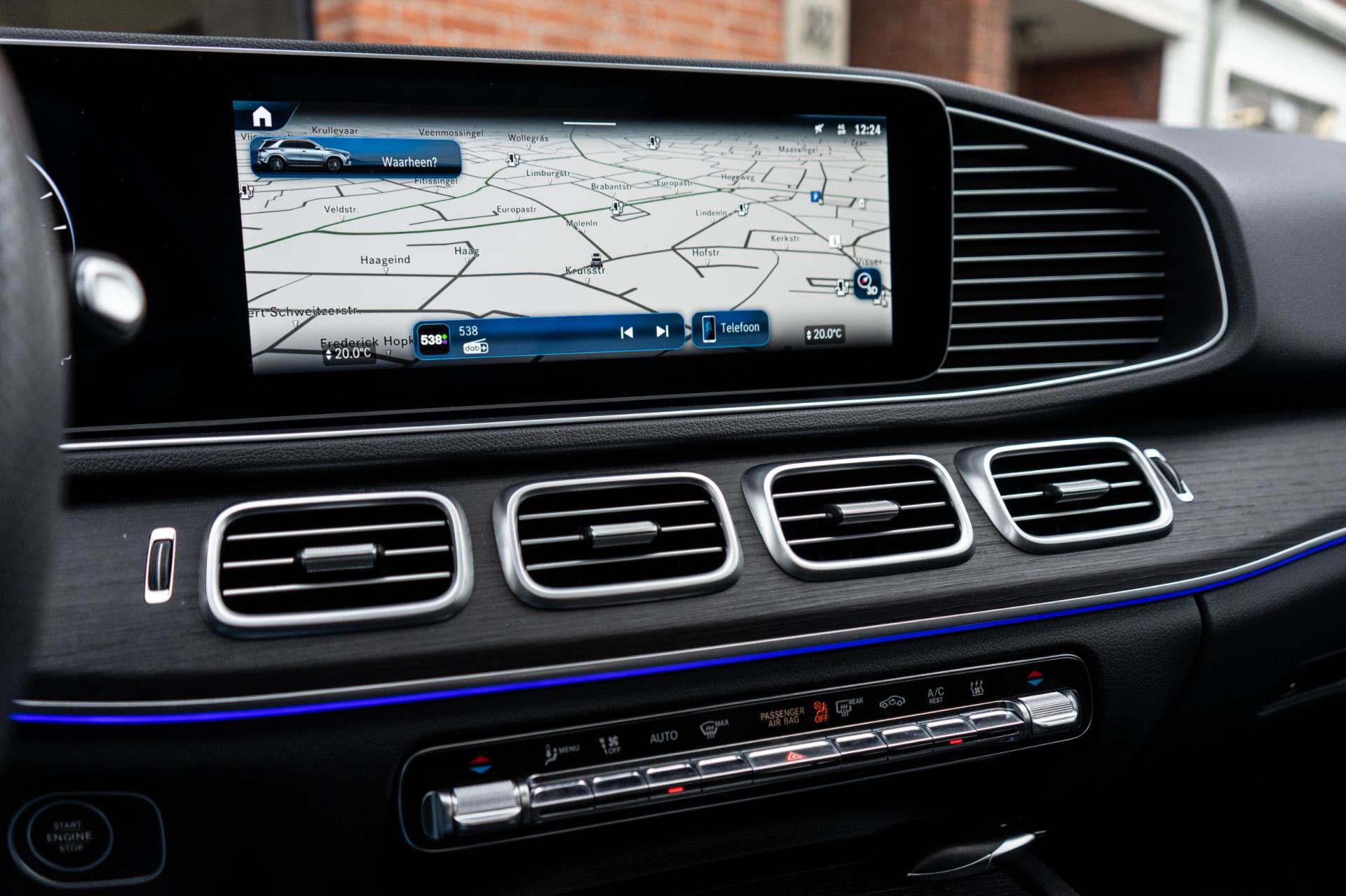 Mercedes-Benz GLE 400 e 4MATIC Burmester (2024), foto 16