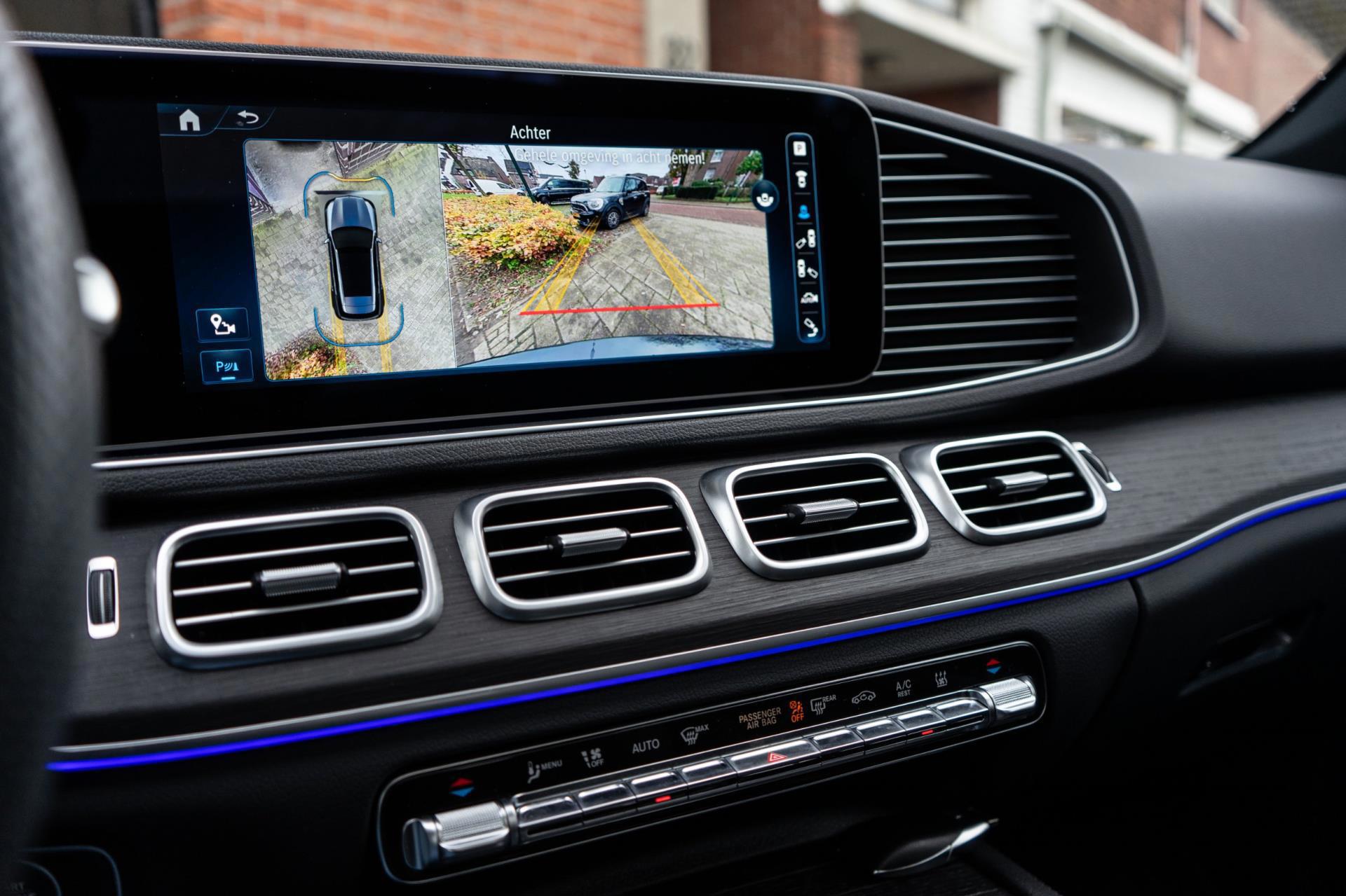 Mercedes-Benz GLE 400 e 4MATIC Burmester (2024), foto 19