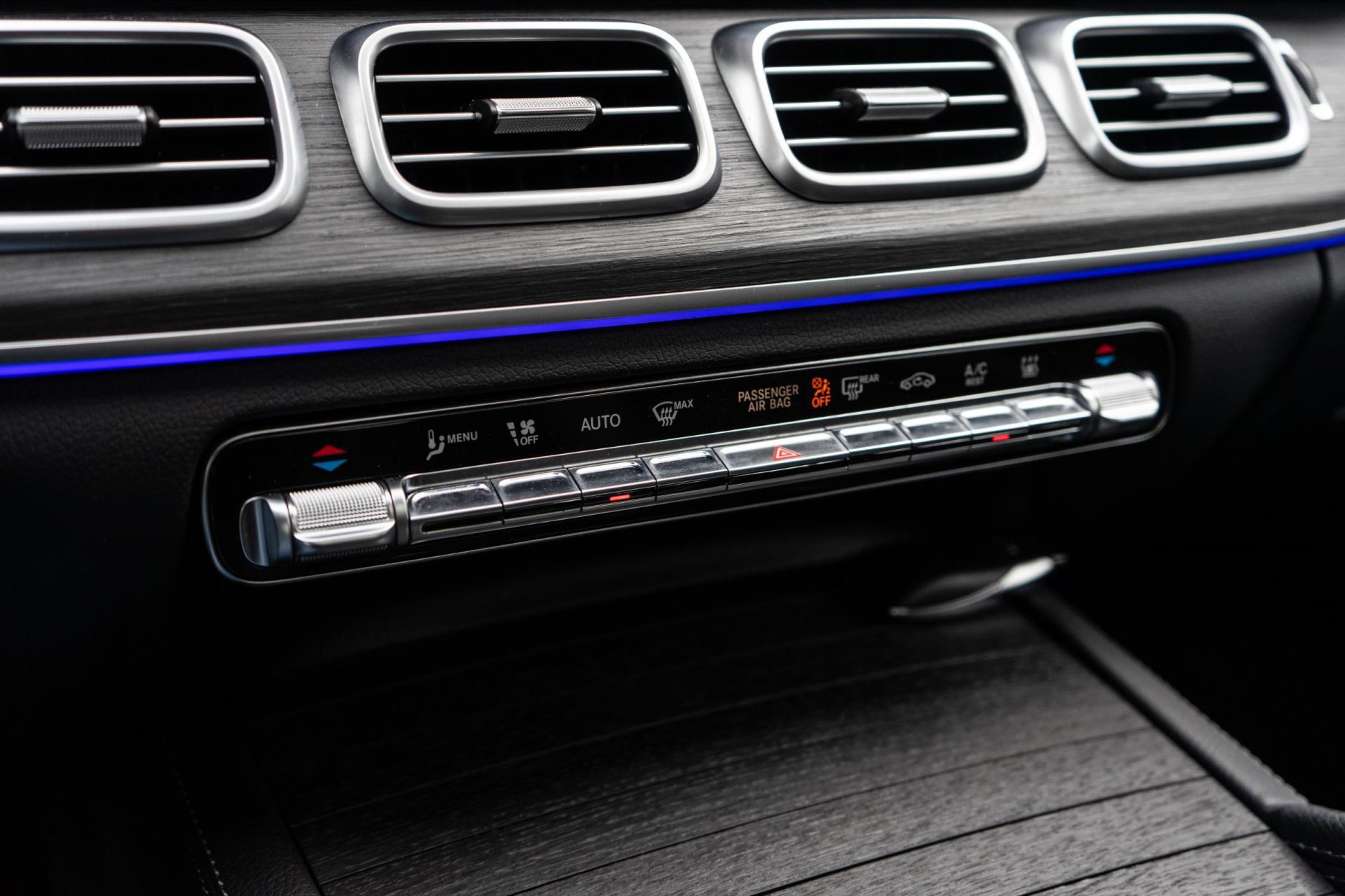 Mercedes-Benz GLE 400 e 4MATIC Burmester (2024), foto 20