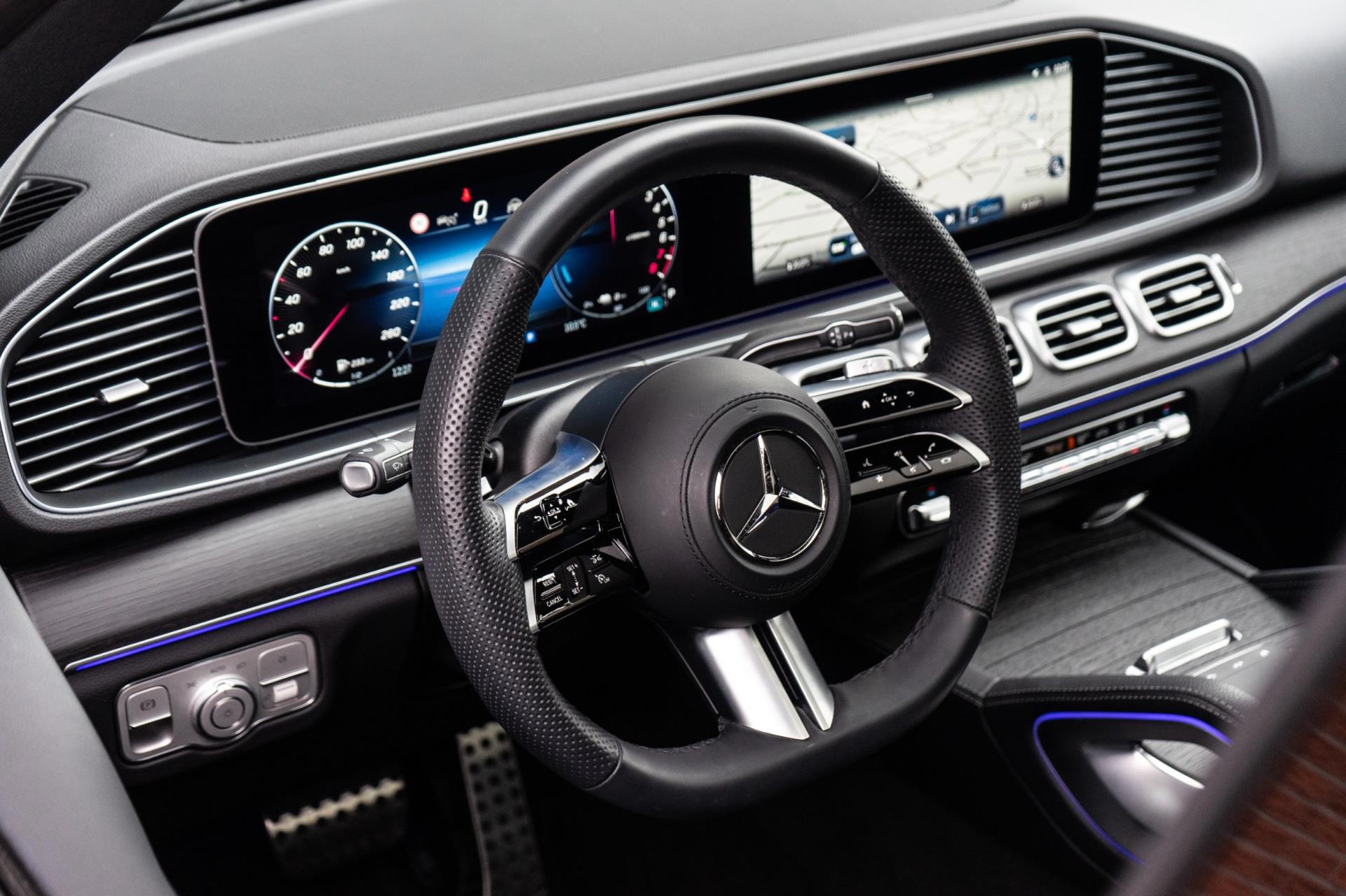 Mercedes-Benz GLE 400 e 4MATIC Burmester (2024), foto 26