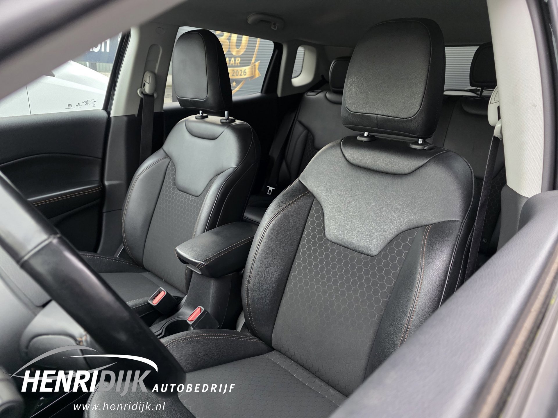 Jeep Compass 1.3T Limited (2020), foto 7
