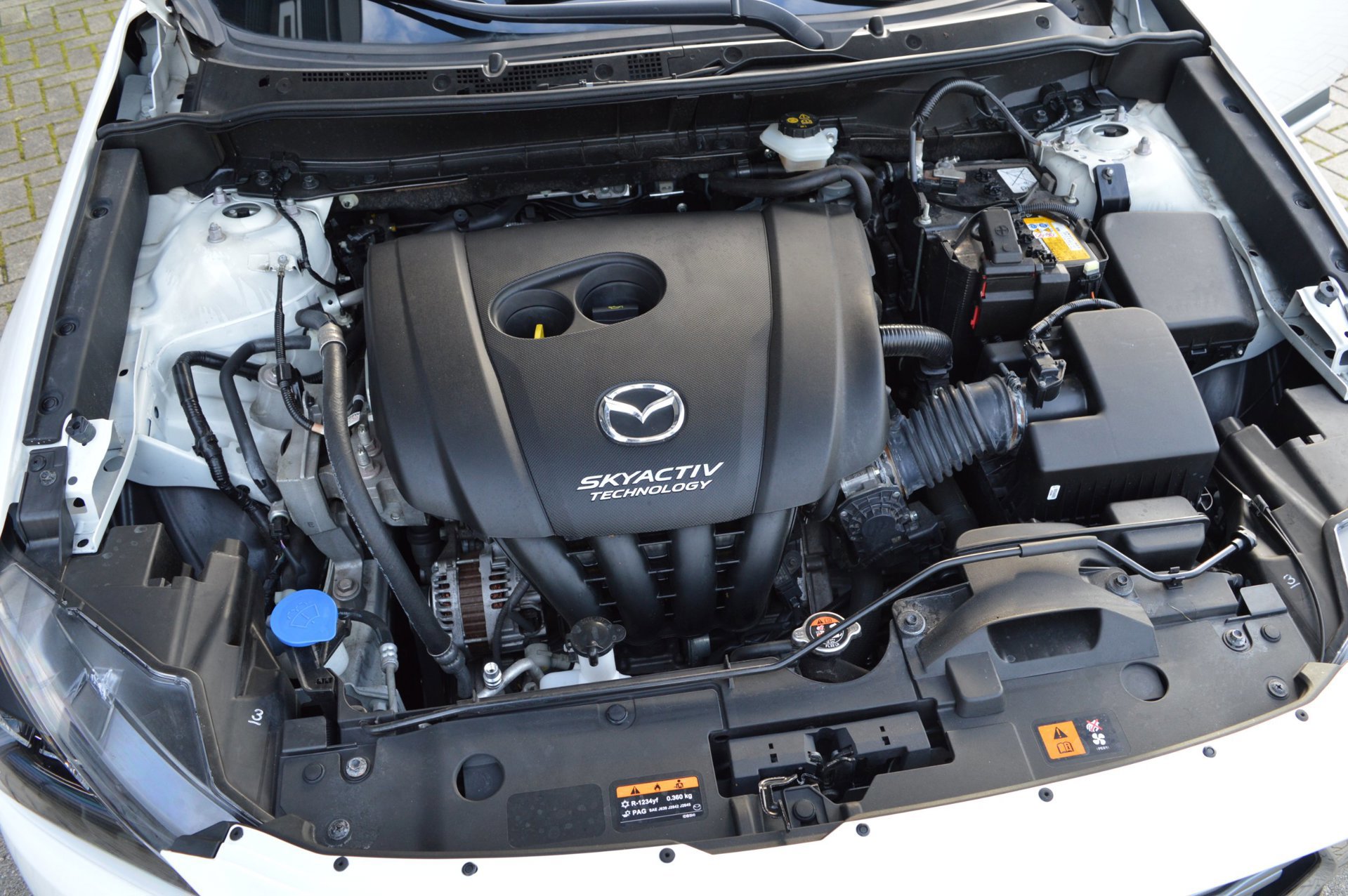 Mazda CX-3 2.0 SkyActiv-G 120 GT-M Line (2017), foto 11