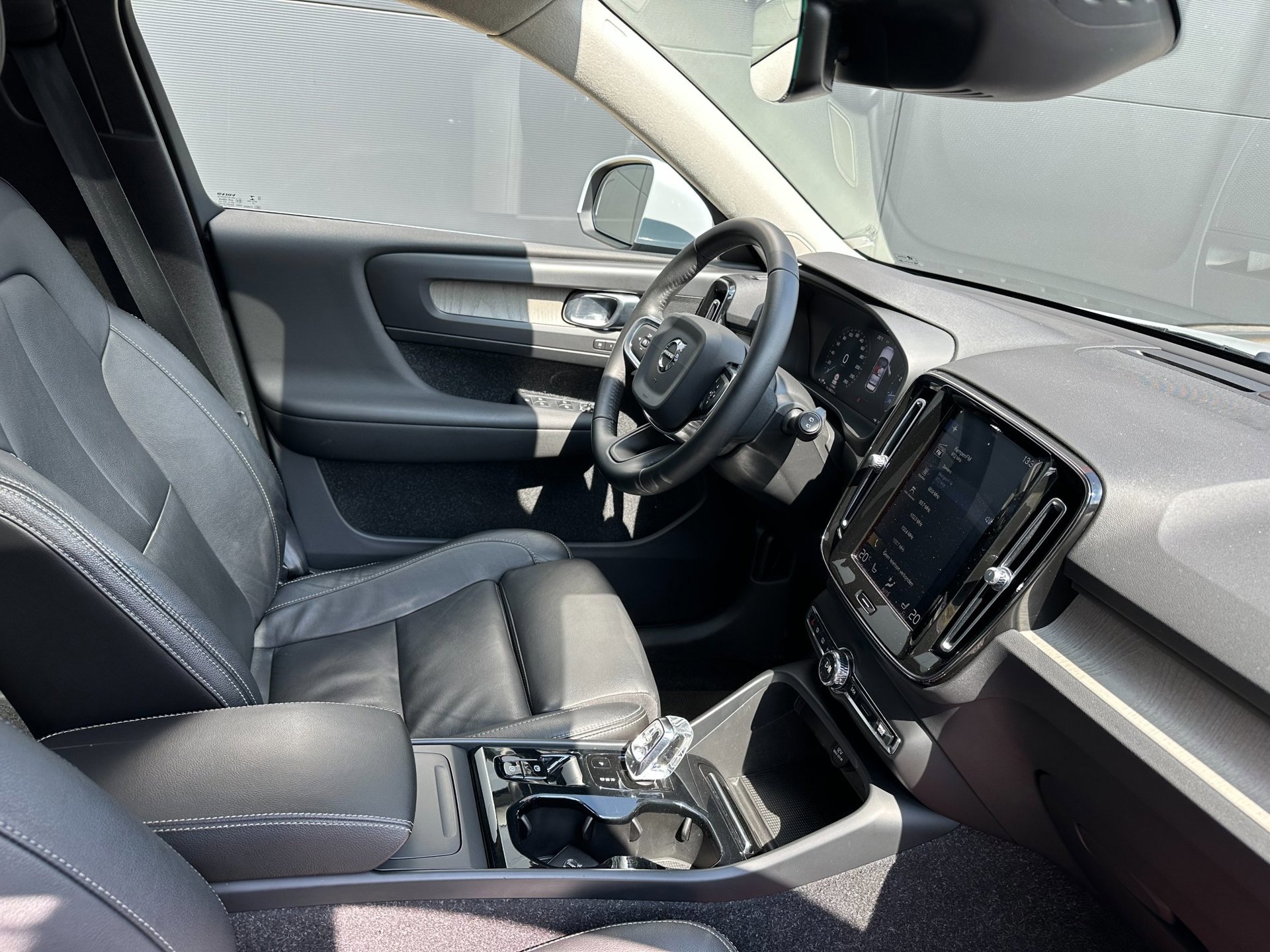 Volvo XC40 2.0 T4 Inscription (2019), foto 5