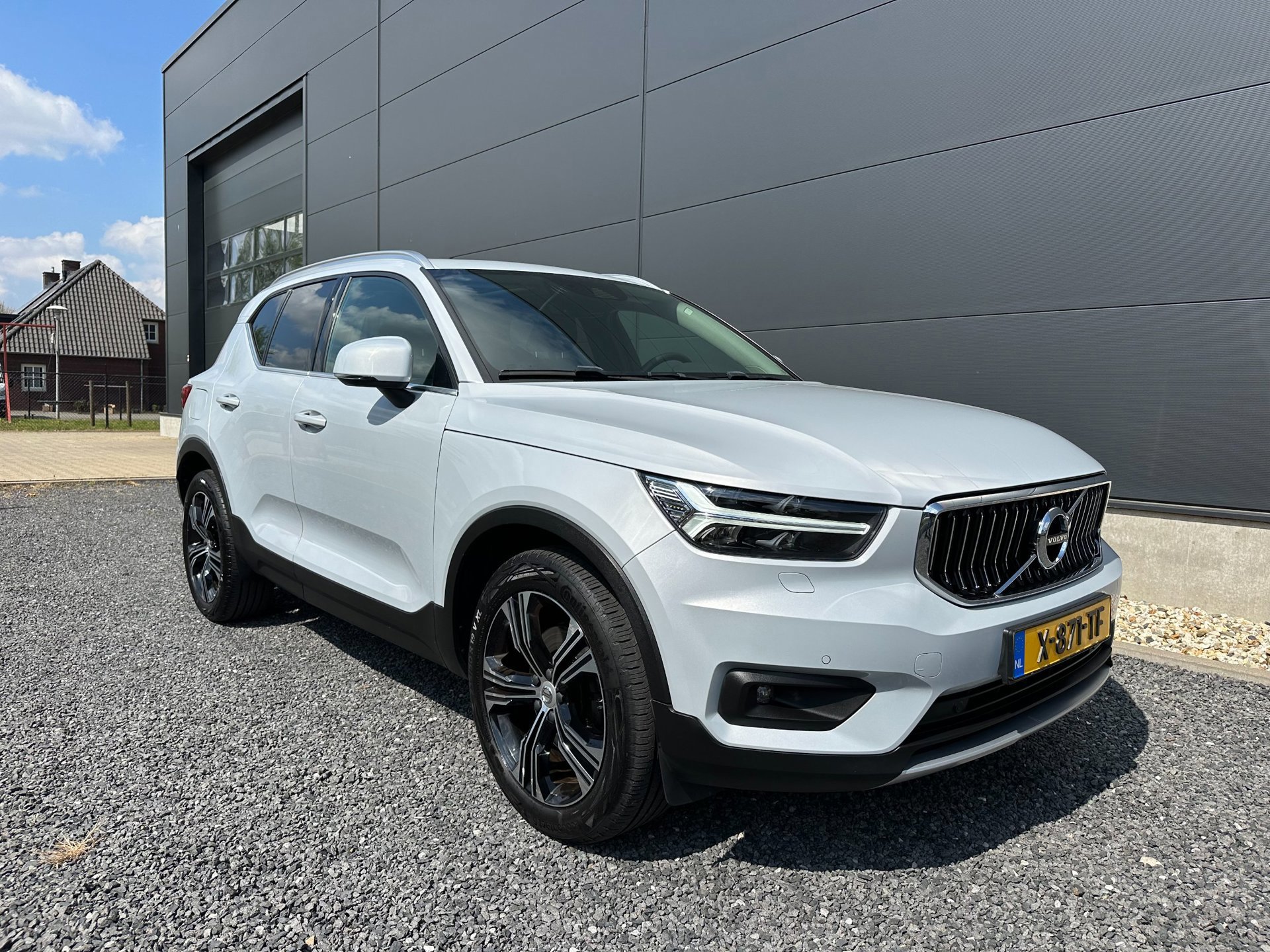 Volvo XC40 2.0 T4 Inscription (2019), foto 8