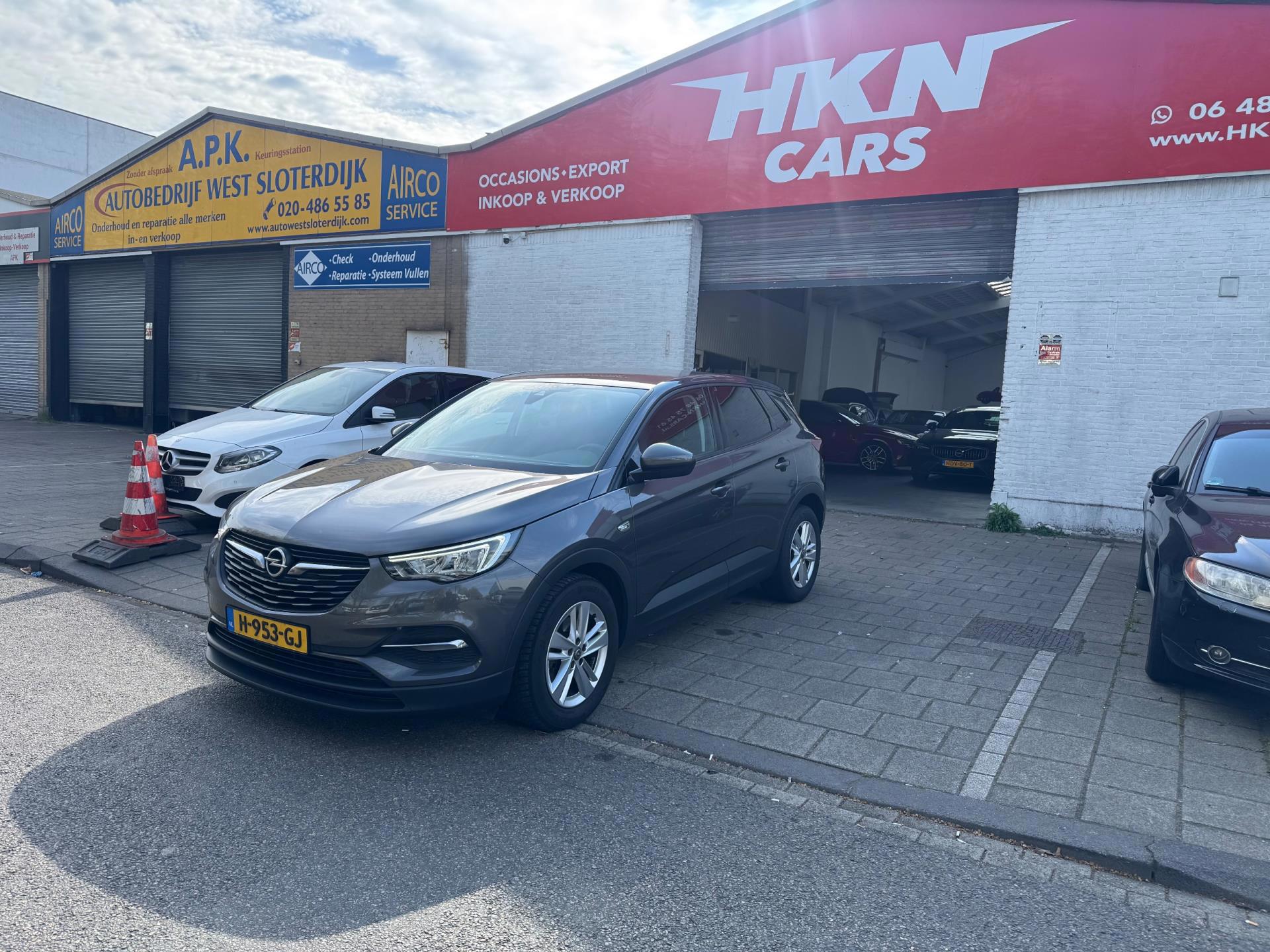 Opel Grandland X 1.2 Turbo Edition (2020), foto 2