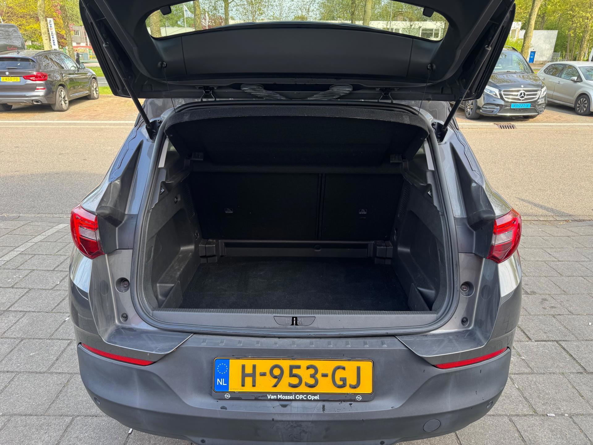Opel Grandland X 1.2 Turbo Edition (2020), foto 11