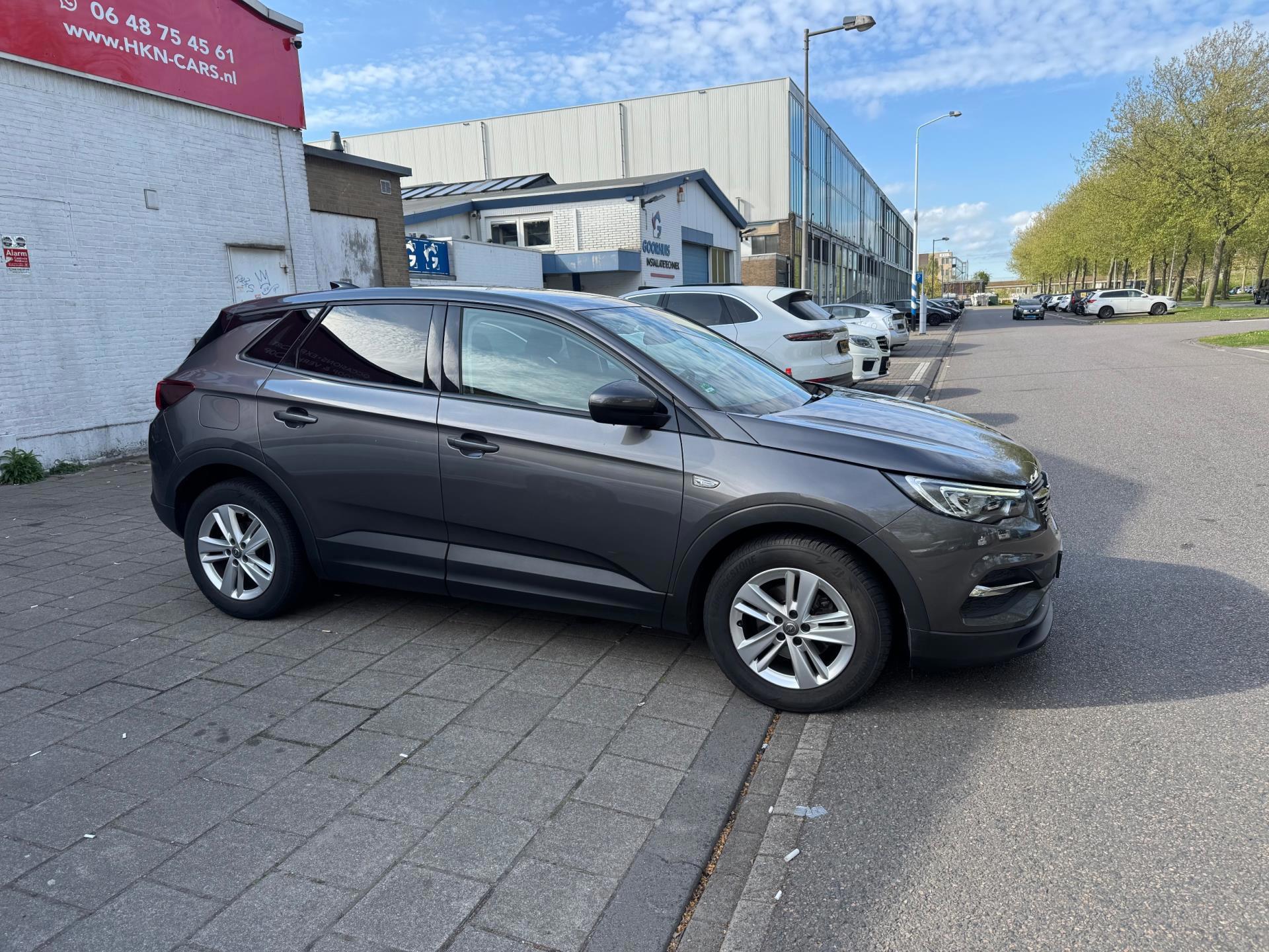 Opel Grandland X 1.2 Turbo Edition (2020), foto 6