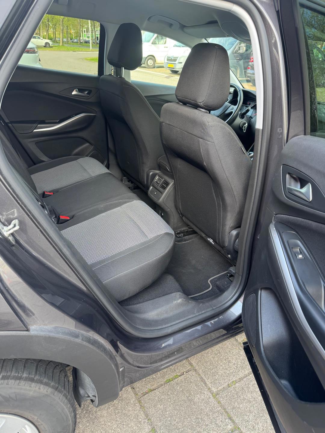 Opel Grandland X 1.2 Turbo Edition (2020), foto 9