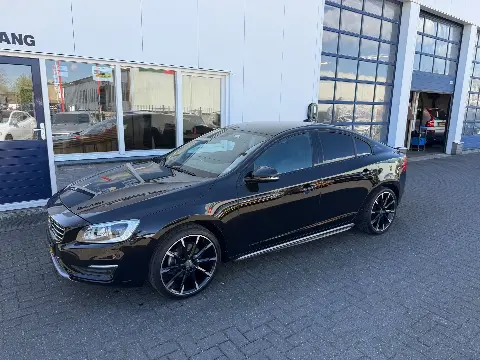 Volvo S60 2.0 T4 Polar (2018)