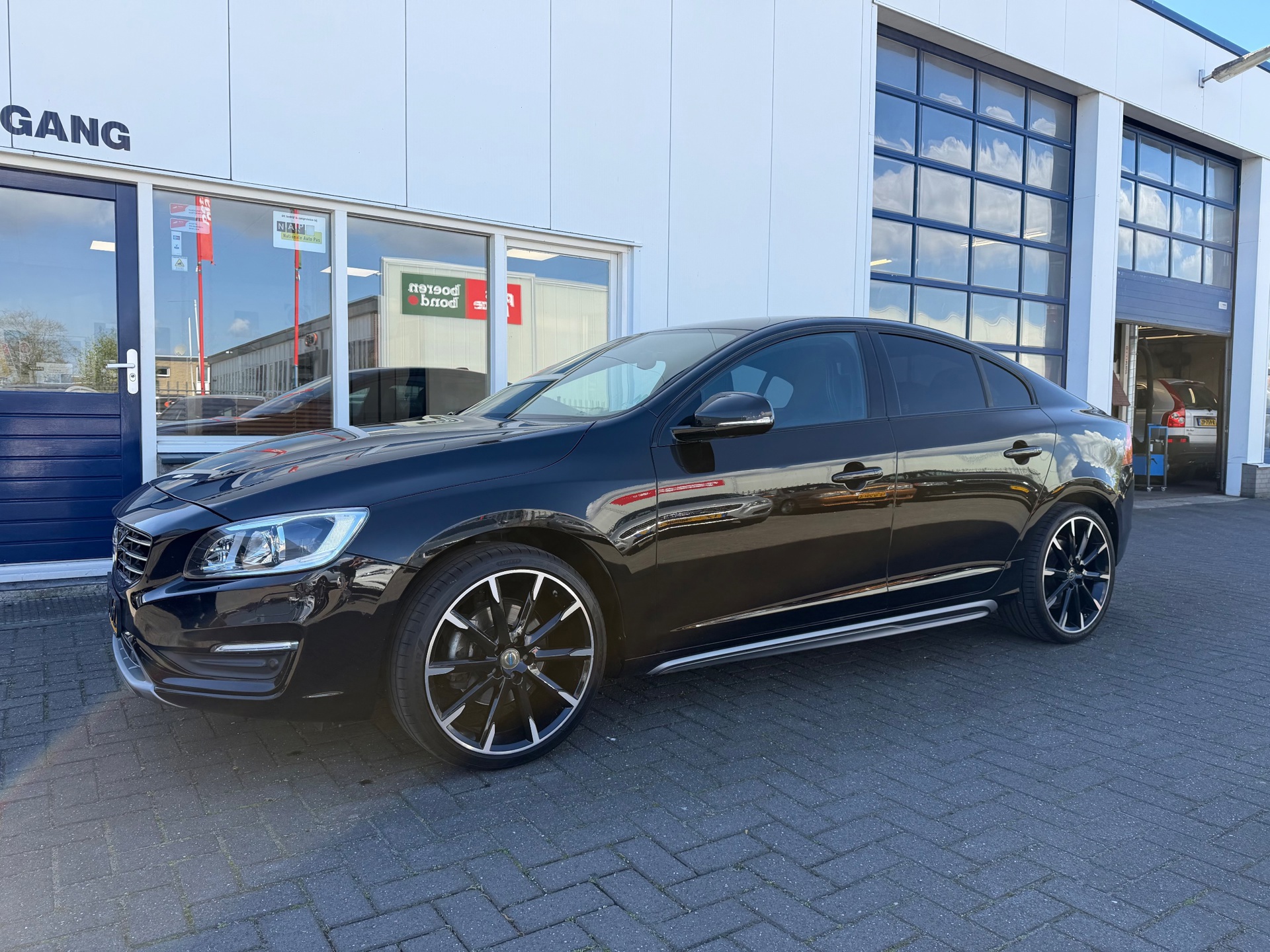 Volvo S60 2.0 T4 Polar (2018), foto 2
