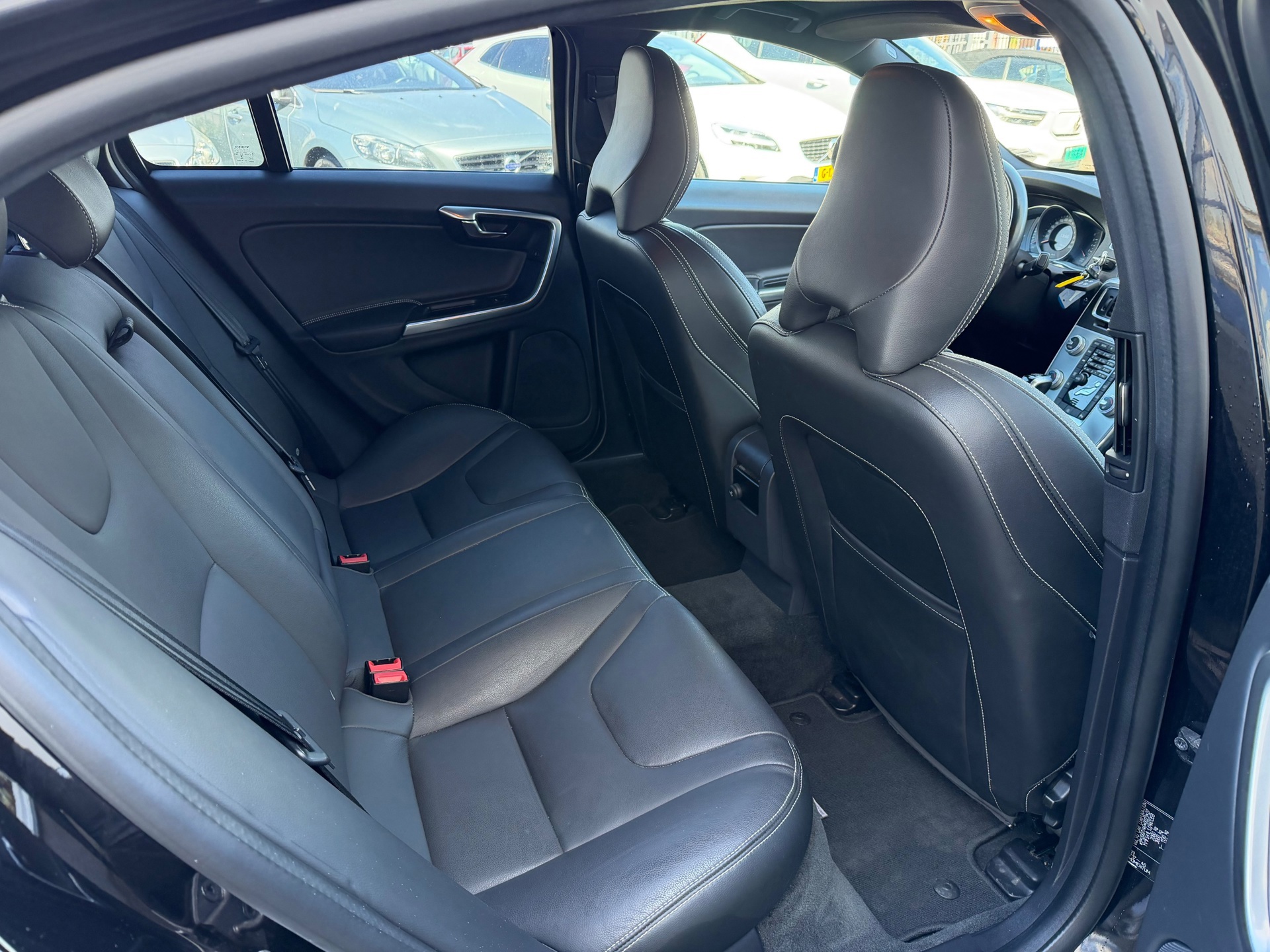 Volvo S60 2.0 T4 Polar (2018), foto 17
