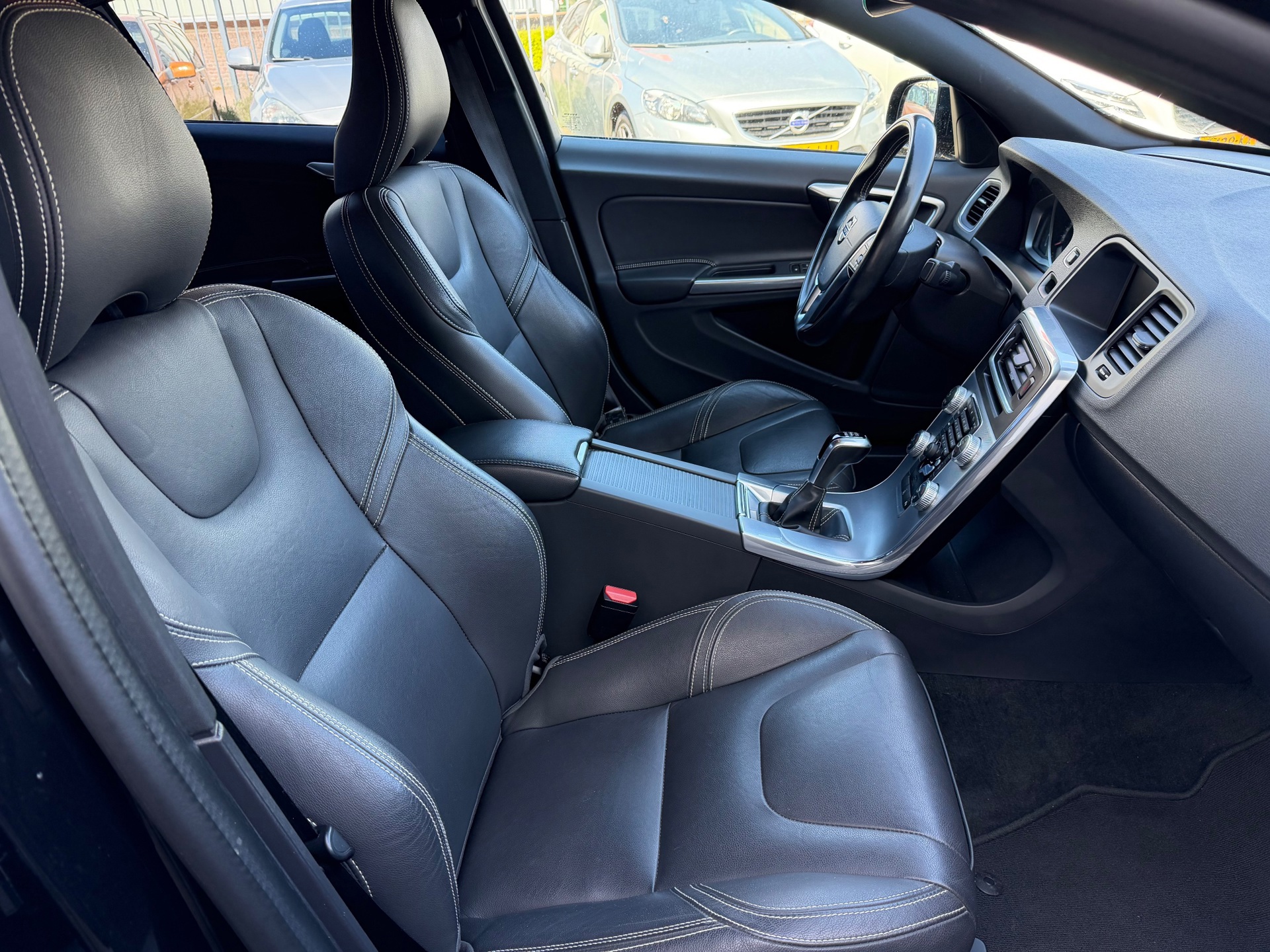 Volvo S60 2.0 T4 Polar (2018), foto 18