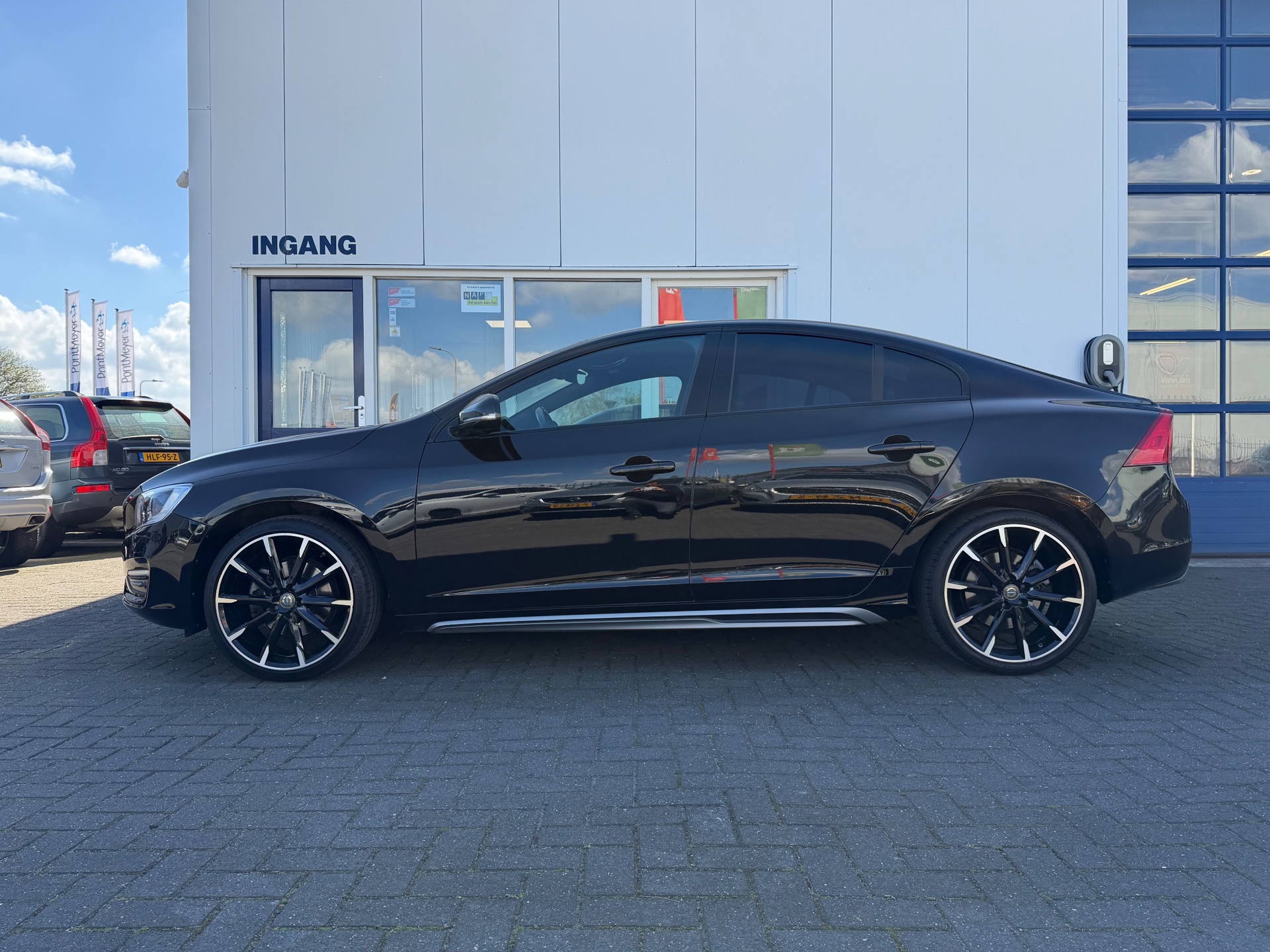 Volvo S60 2.0 T4 Polar (2018), foto 8