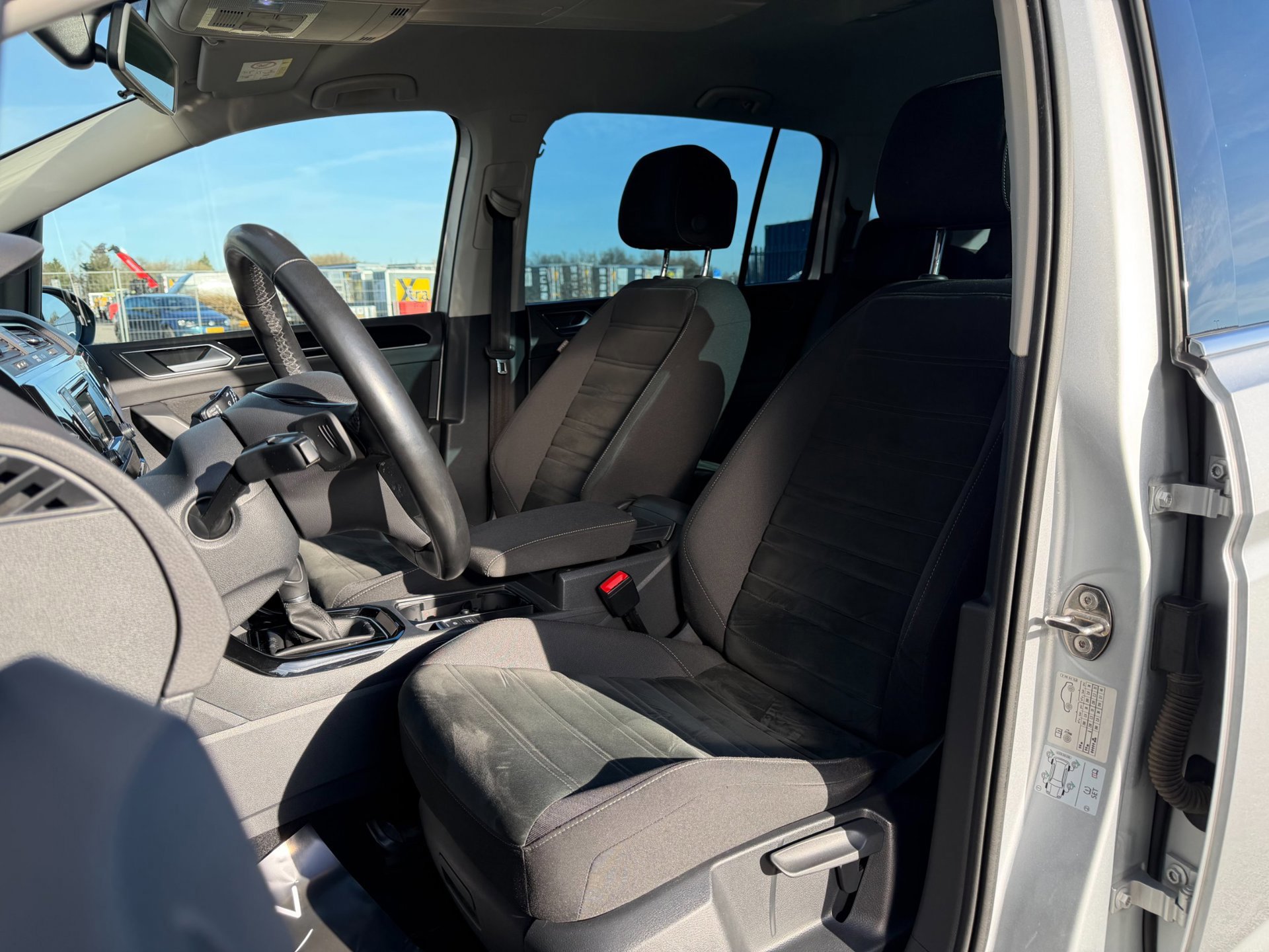Volkswagen Touran 1.4 TSI Highline 7p (2016), foto 9