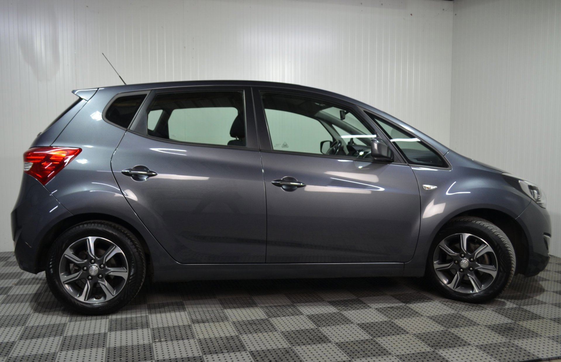 Hyundai Ix20 1.4i Go (2016), foto 2