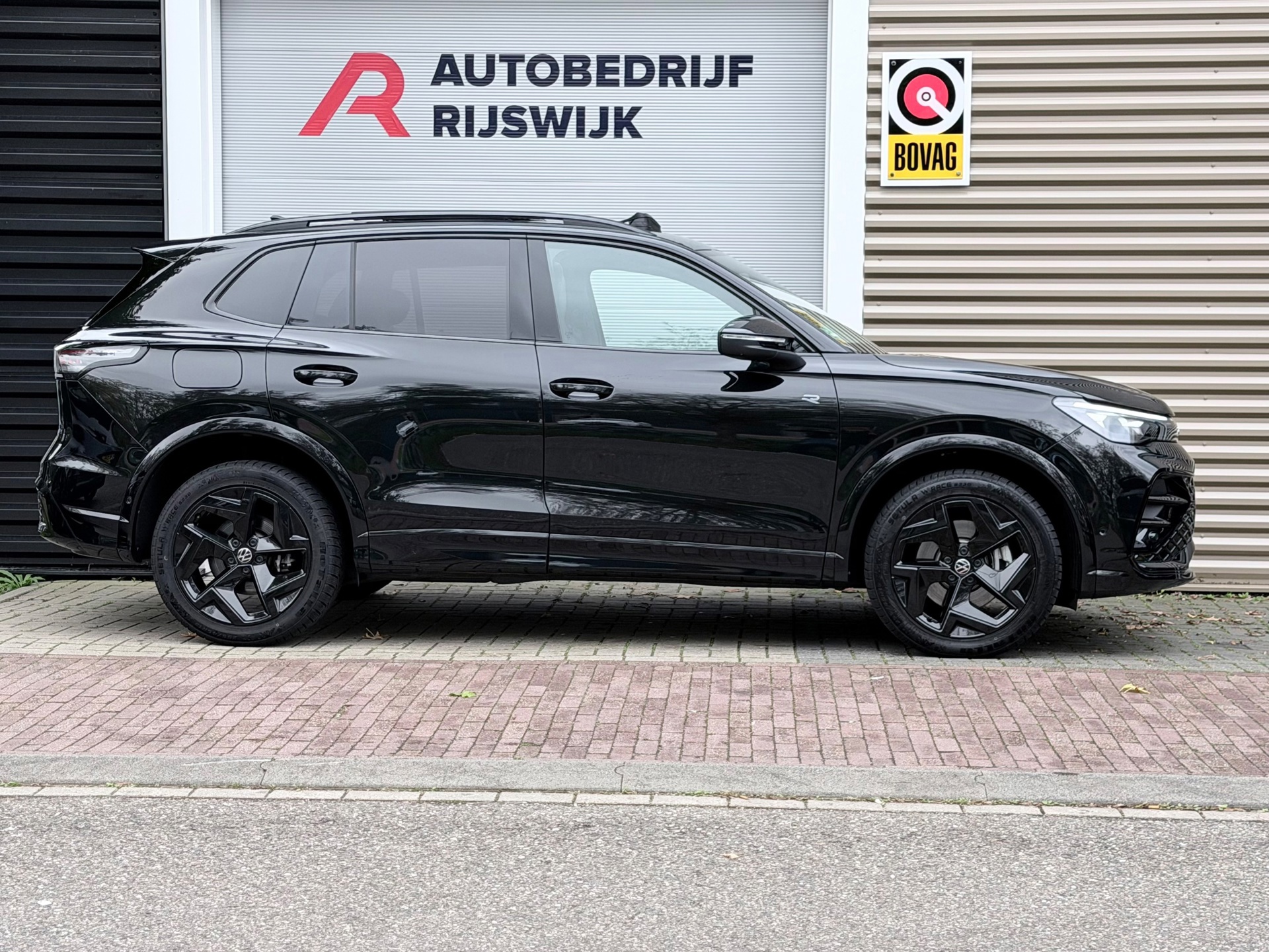 Volkswagen Tiguan 1.5 eHybrid R-Line (2025), foto 5