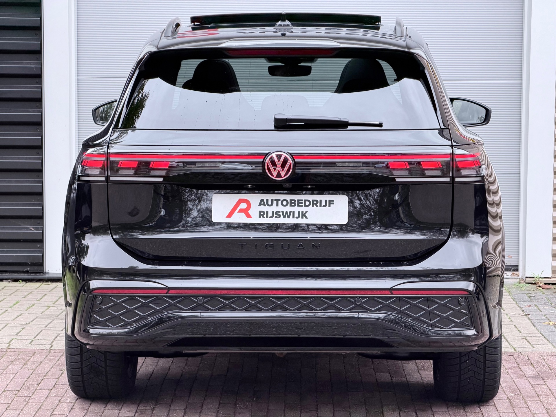 Volkswagen Tiguan 1.5 eHybrid R-Line (2025), foto 8