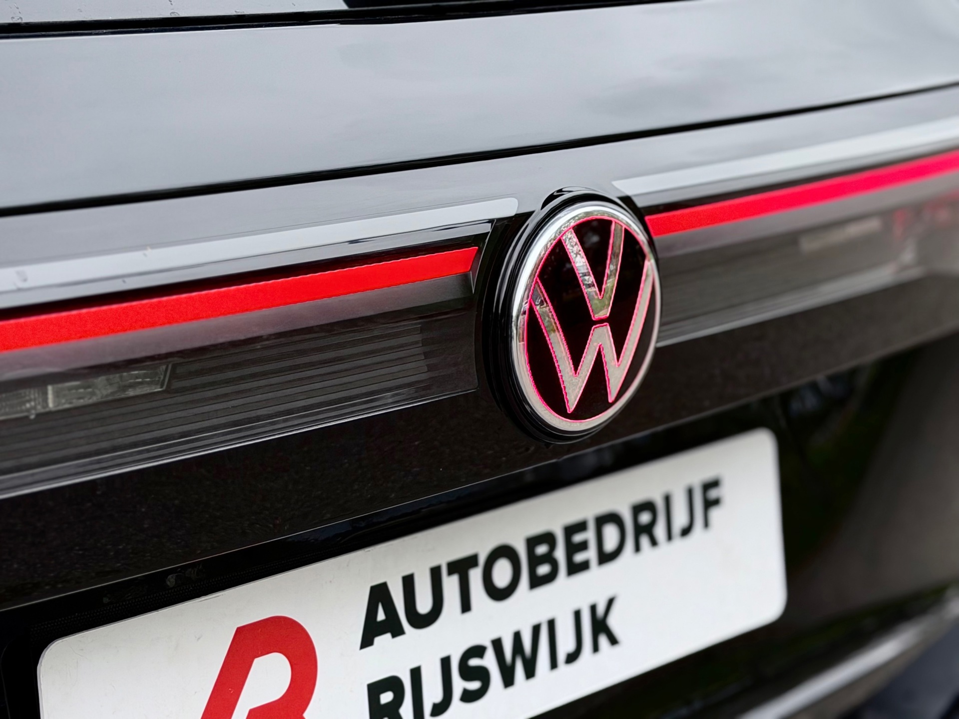 Volkswagen Tiguan 1.5 eHybrid R-Line (2025), foto 9