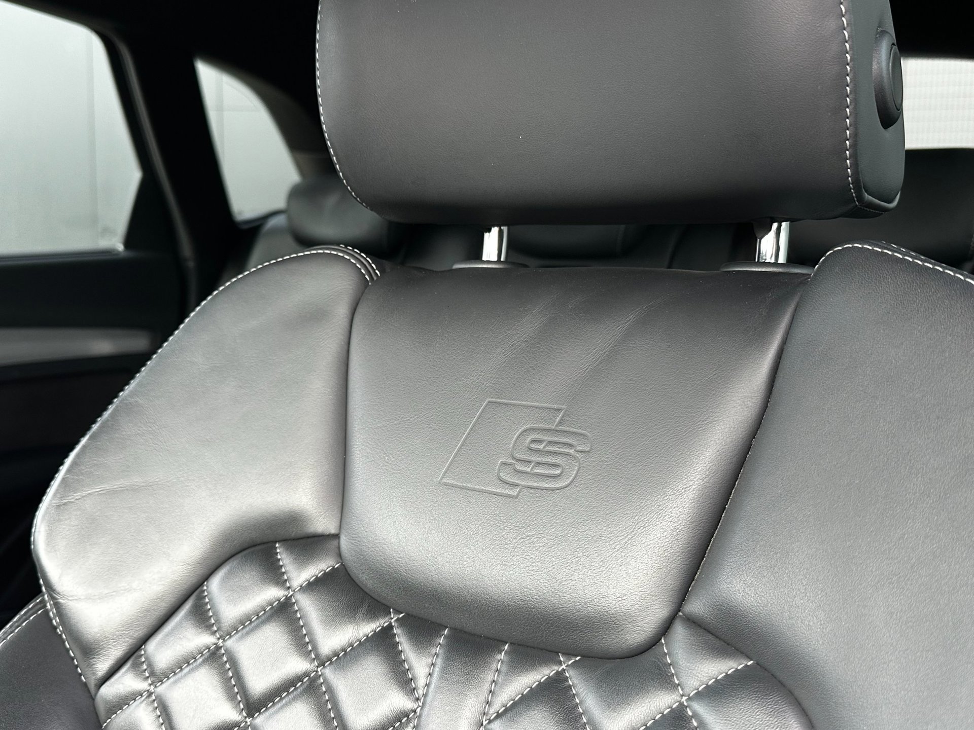 Audi Q5 55 TFSI e quattro Competition S-Line (2020), foto 27