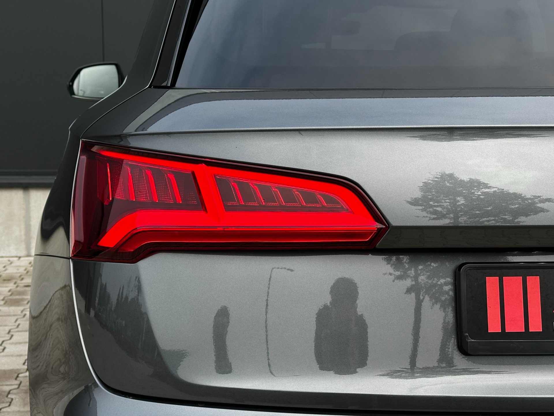 Audi Q5 55 TFSI e quattro Competition S-Line (2020), foto 10