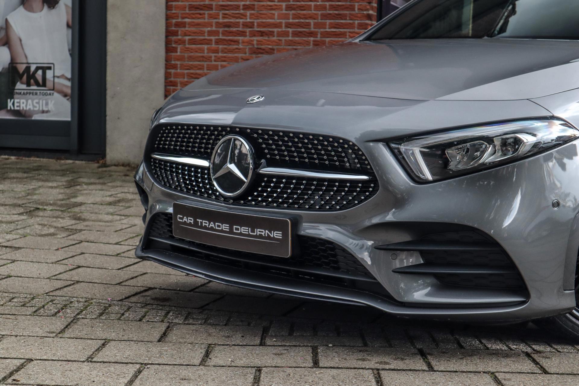 Mercedes-Benz A-klasse 200 AMG Line (2018), foto 2