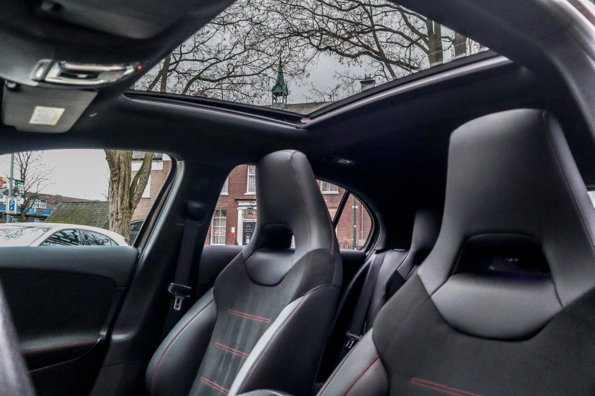 Mercedes-Benz A-klasse 200 AMG Line (2018), foto 13