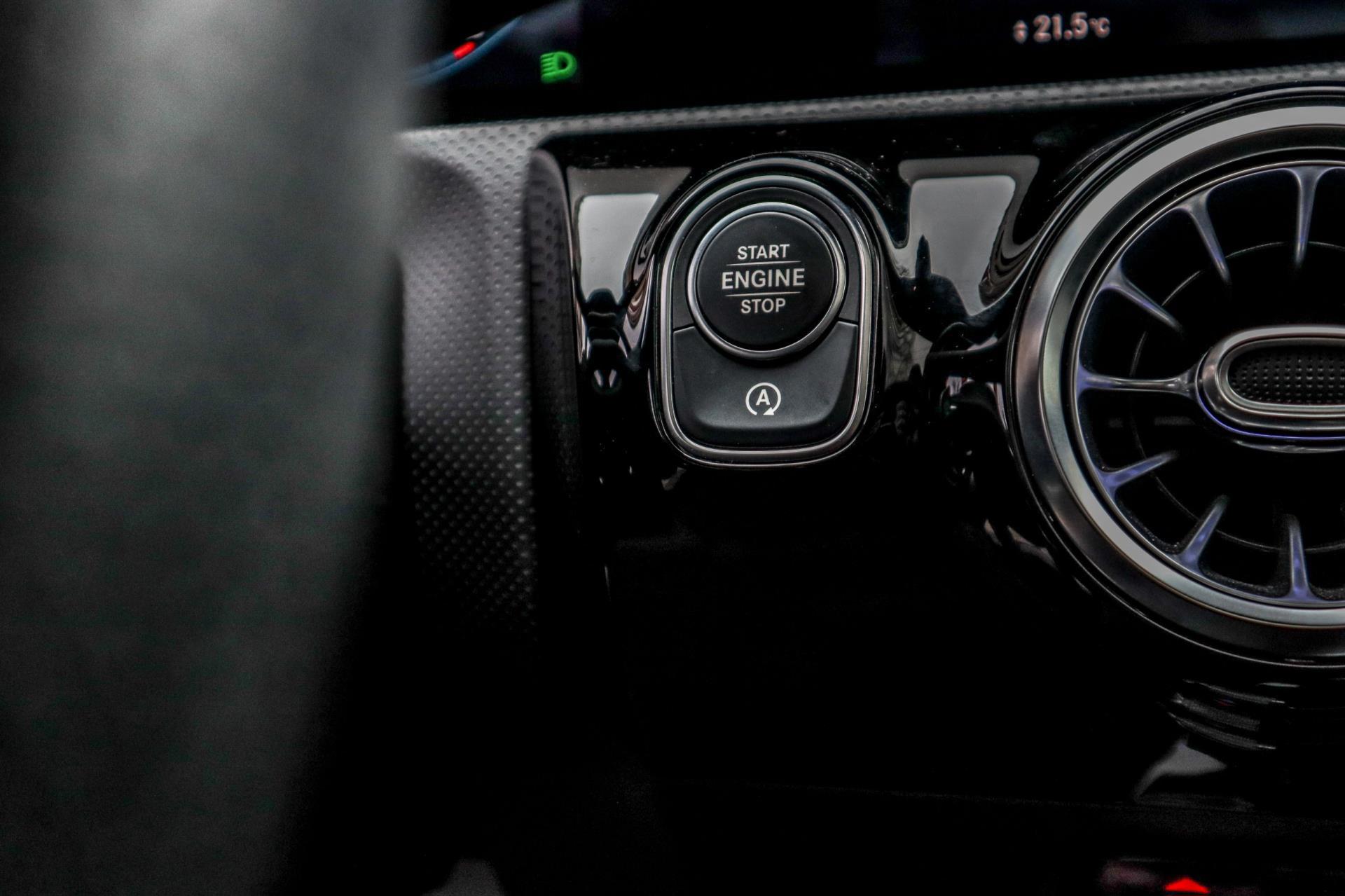 Mercedes-Benz A-klasse 200 AMG Line (2018), foto 27