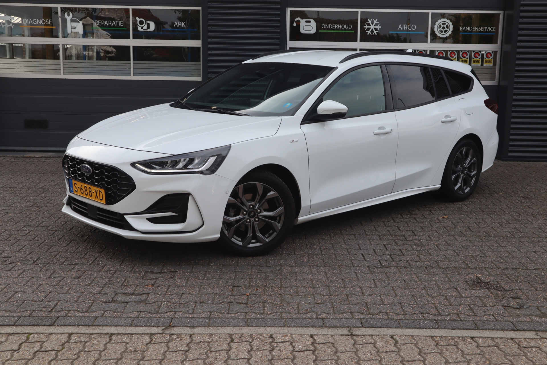 Ford Focus Wagon 1.0 EcoBoost Hybrid ST Line (2023), foto 1